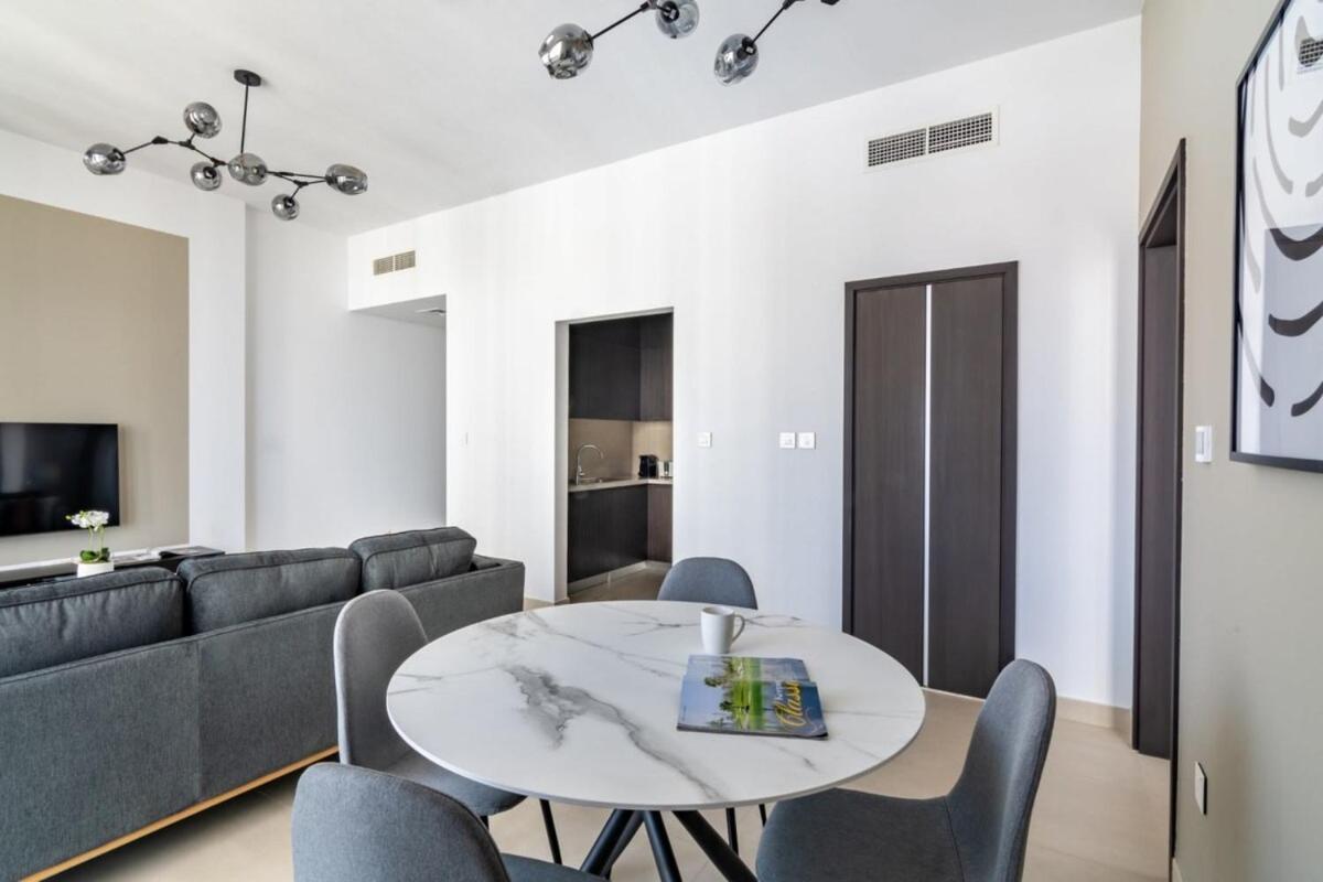 Silkhaus luxury building high floor 1BDR in Downtown