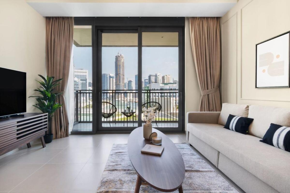 Silkhaus elegant 1BDR pad with Marina and Beach views new building