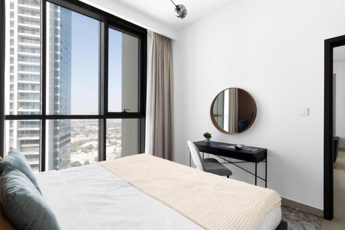Silkhaus luxury building high floor 1BDR in Downtown