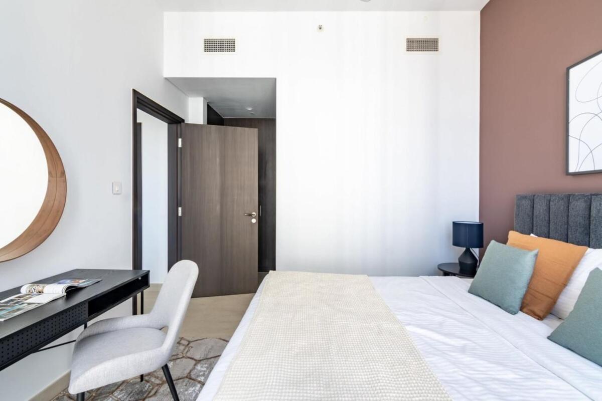 Silkhaus luxury building high floor 1BDR in Downtown