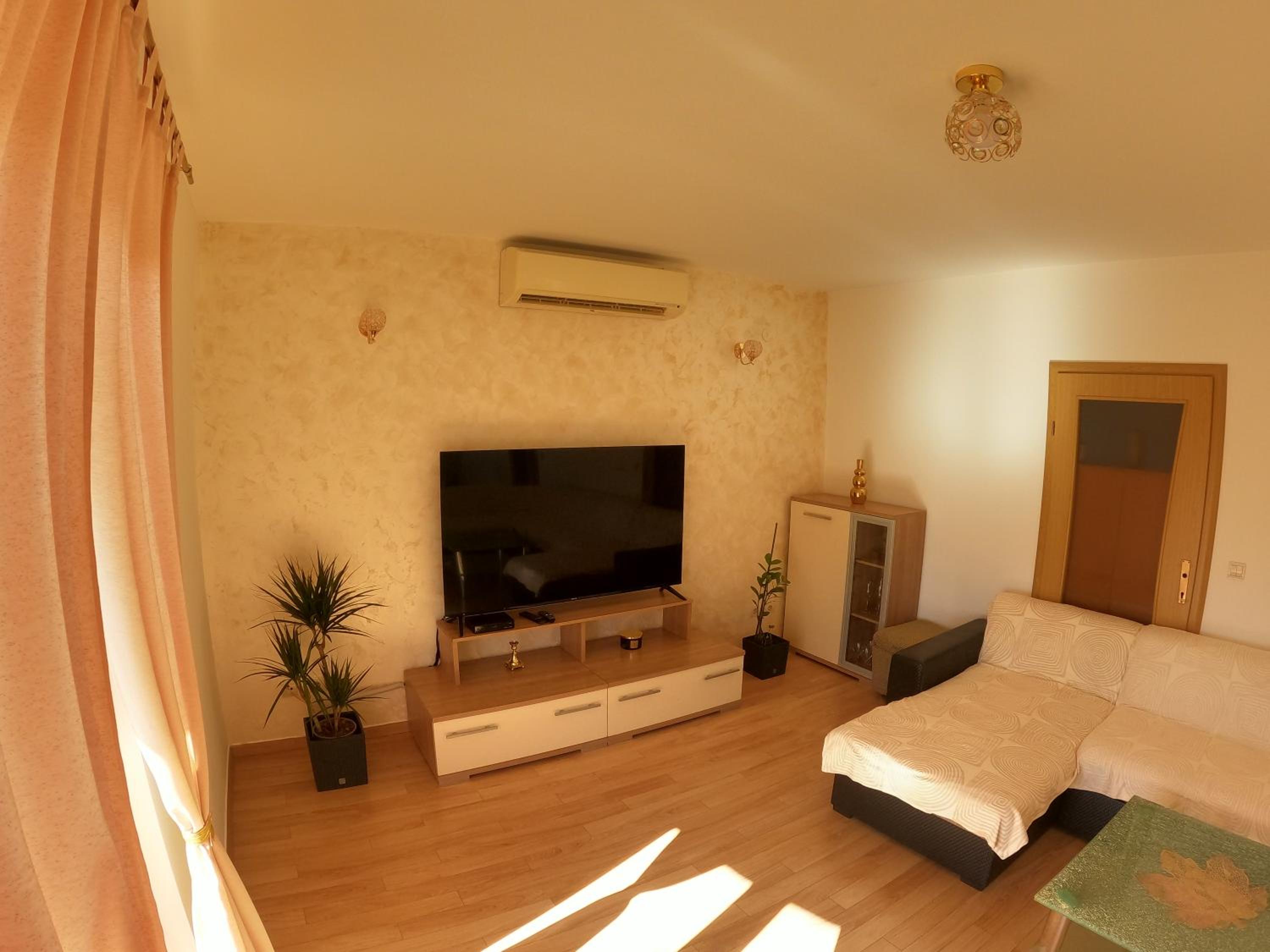 Apartments Mira view 3