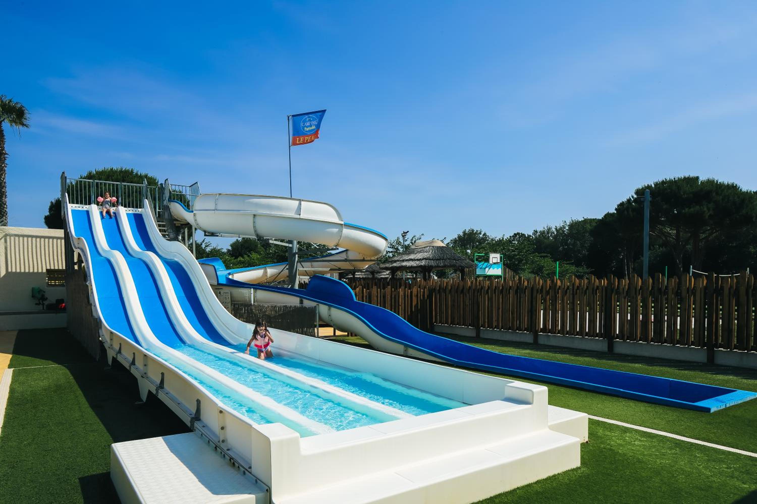 Camping Paradis Le Pearl