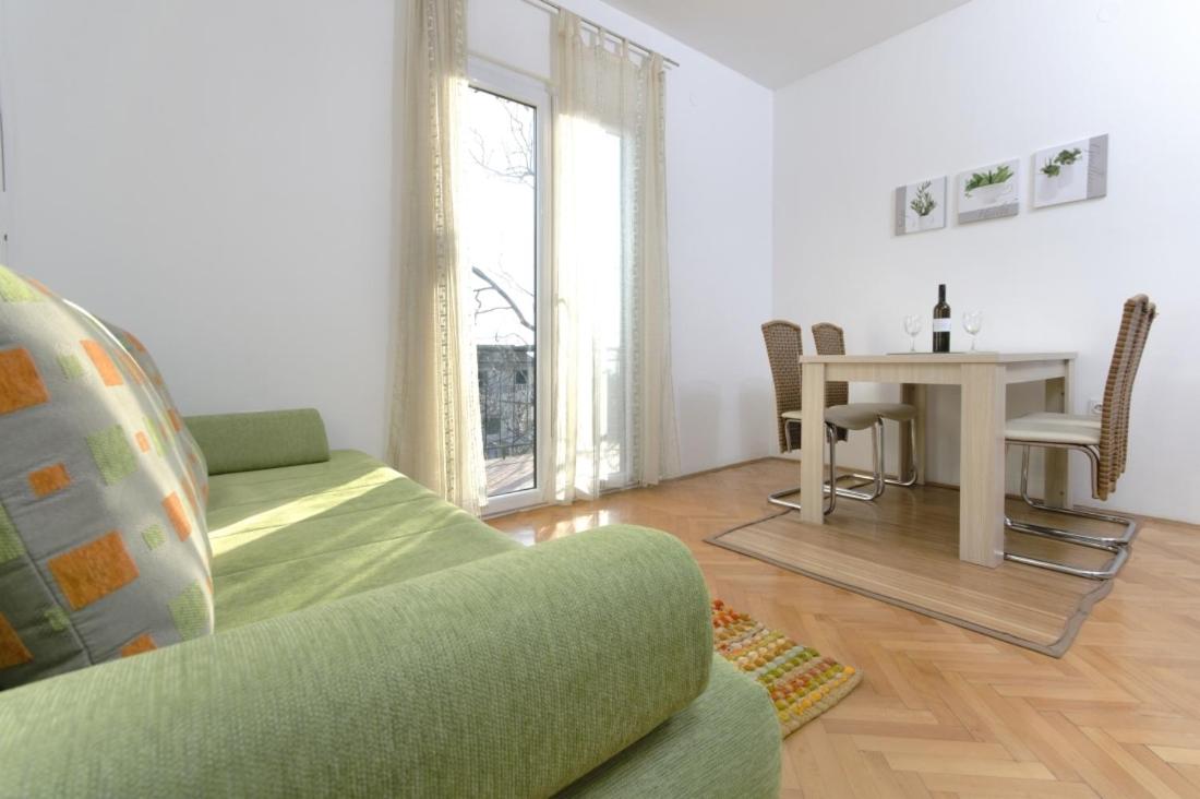 Apartments Jana view 2