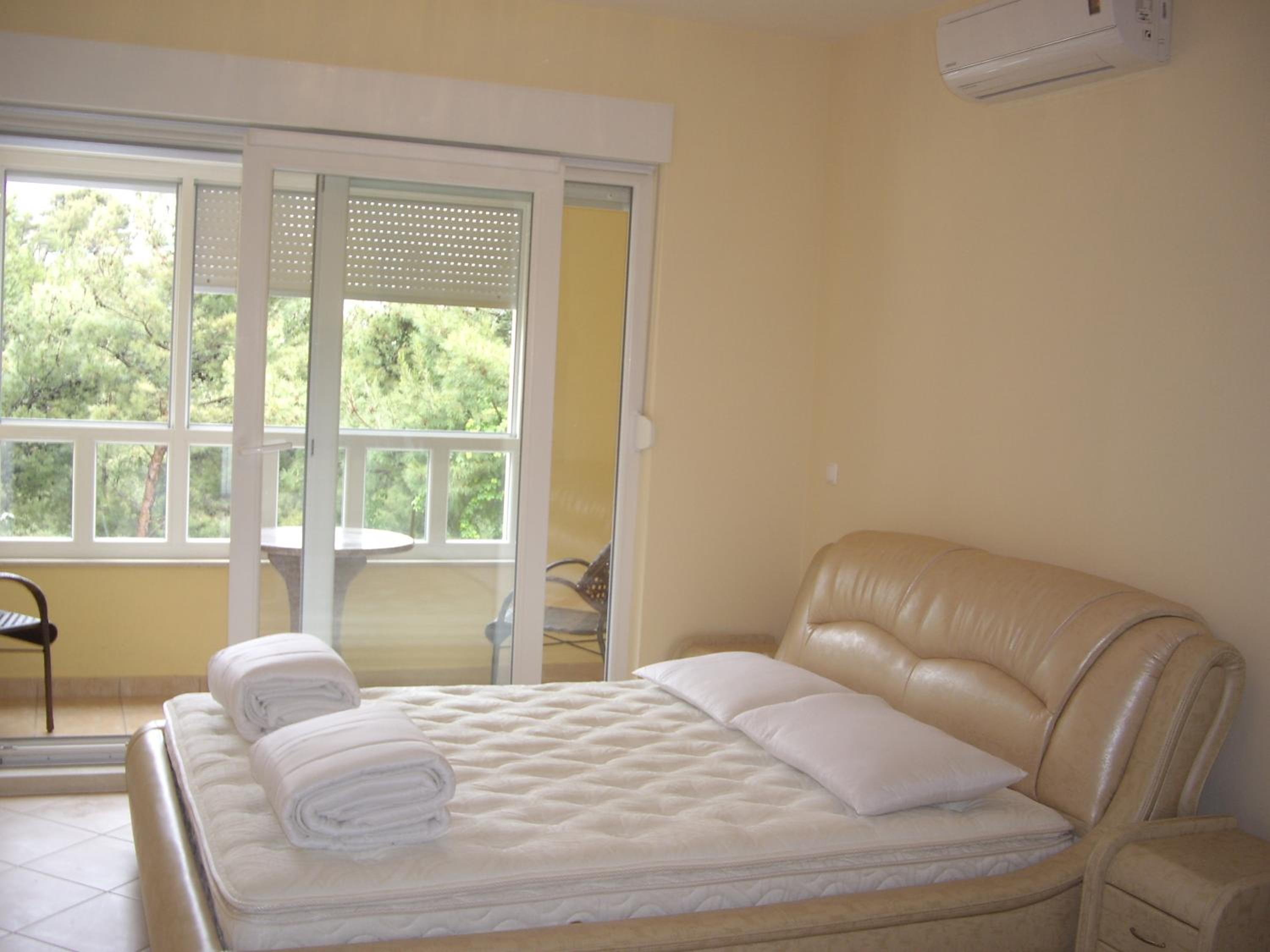 Apartments Villa Astra & Pinija