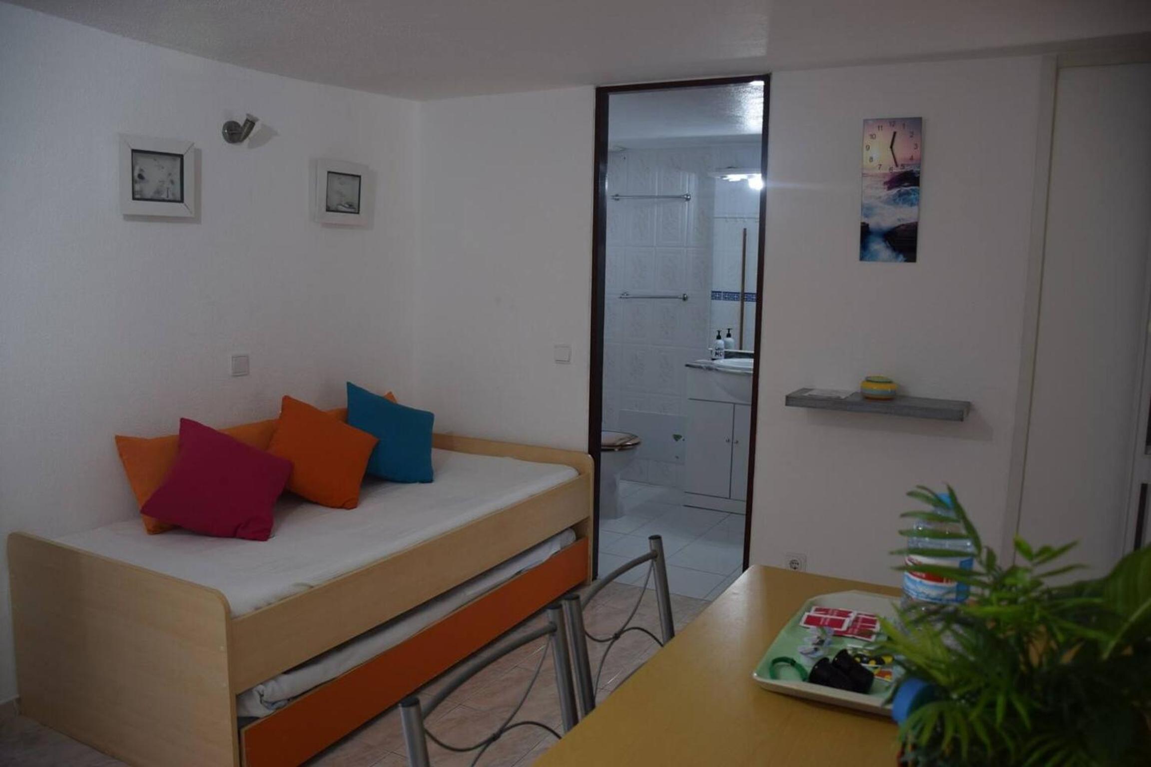 One bedroom apartement with shared pool terrace and wifi at Albufeira 4 km away from the beach photo 5