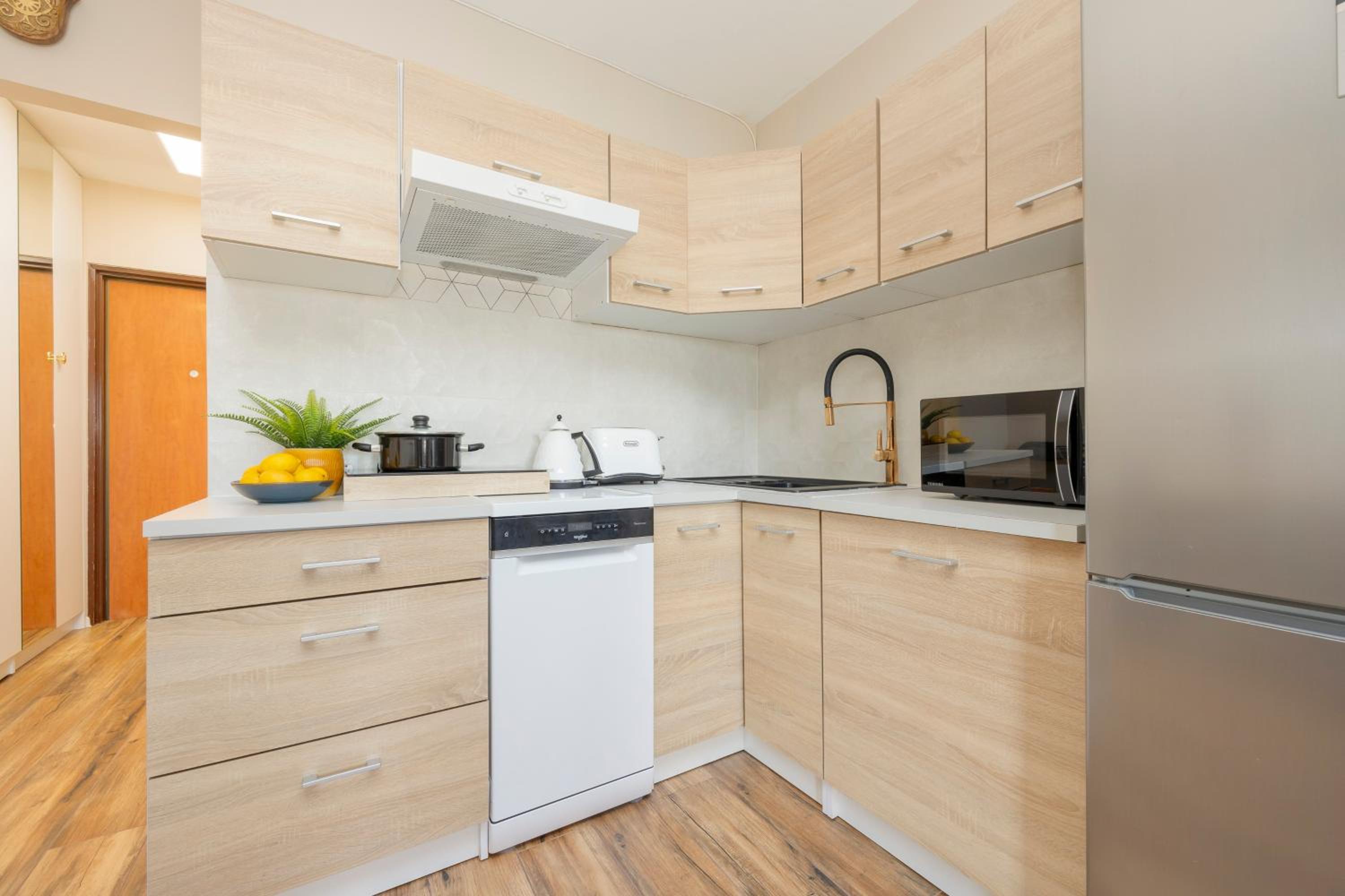 Żoliborz Modern Apartment 8th Floor by Renters view 3