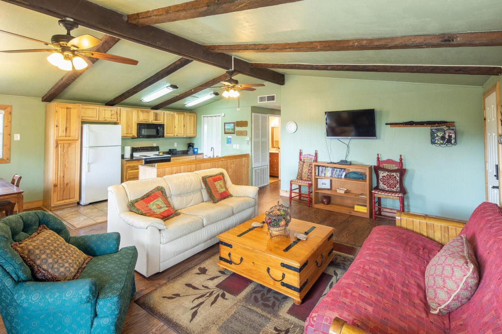 Casa del Lago - Lakefront Home! Direct Access to Canyon Lake