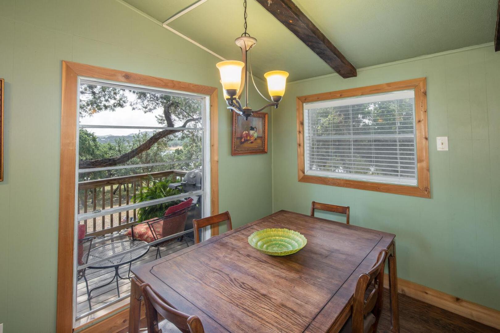 Casa del Lago - Lakefront Home! Direct Access to Canyon Lake