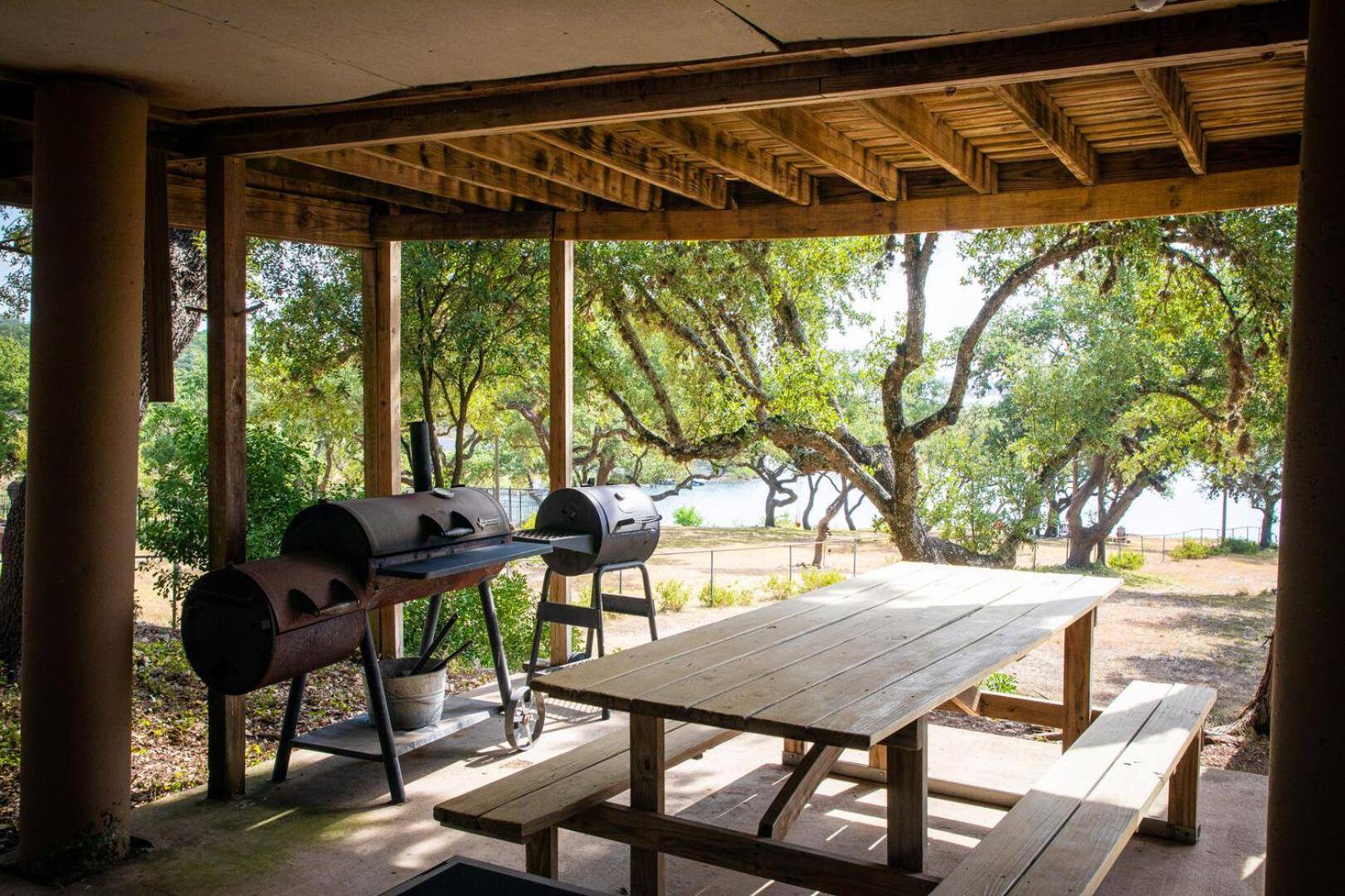 Casa del Lago - Lakefront Home! Direct Access to Canyon Lake