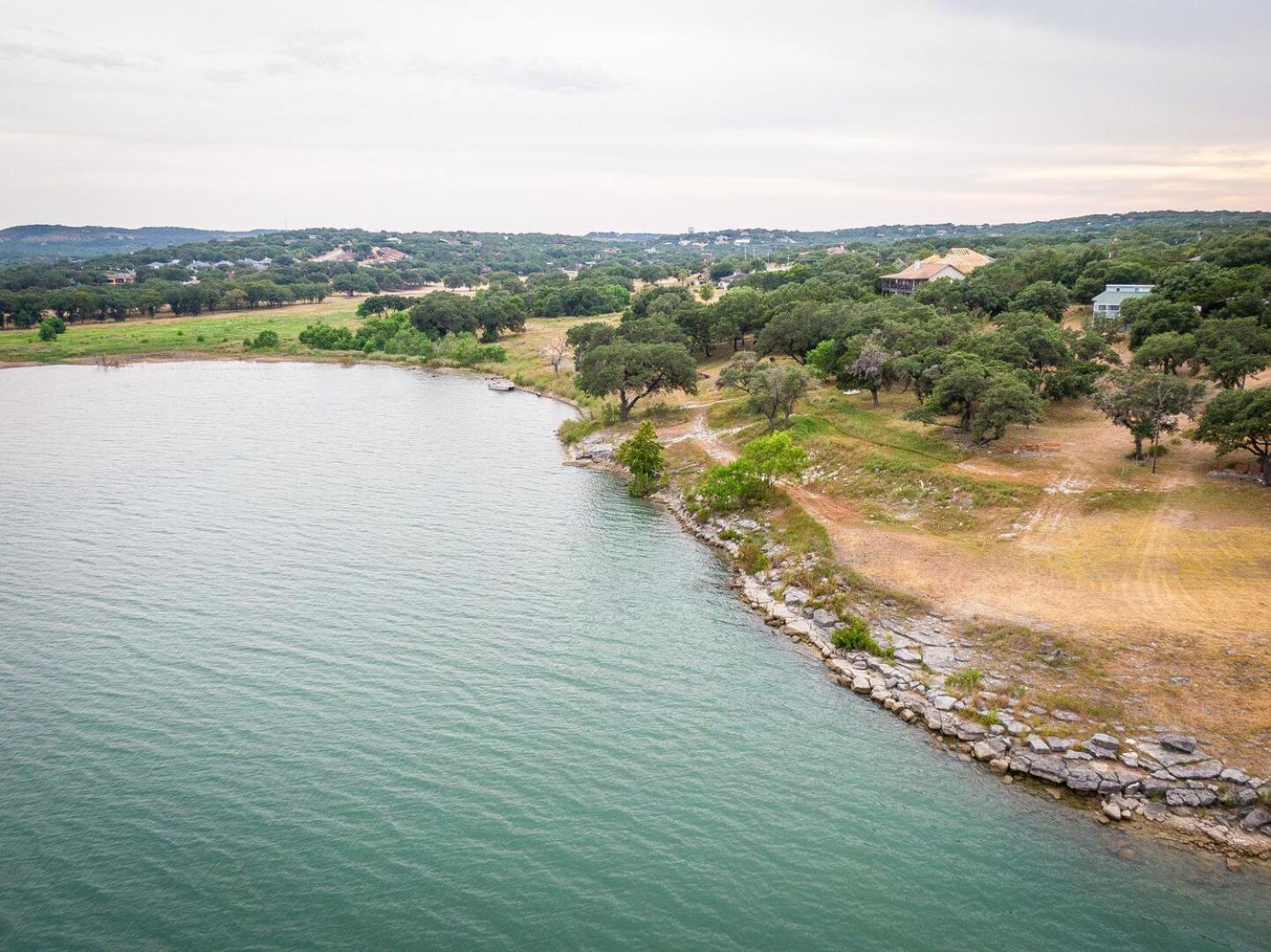 Casa del Lago - Lakefront Home! Direct Access to Canyon Lake