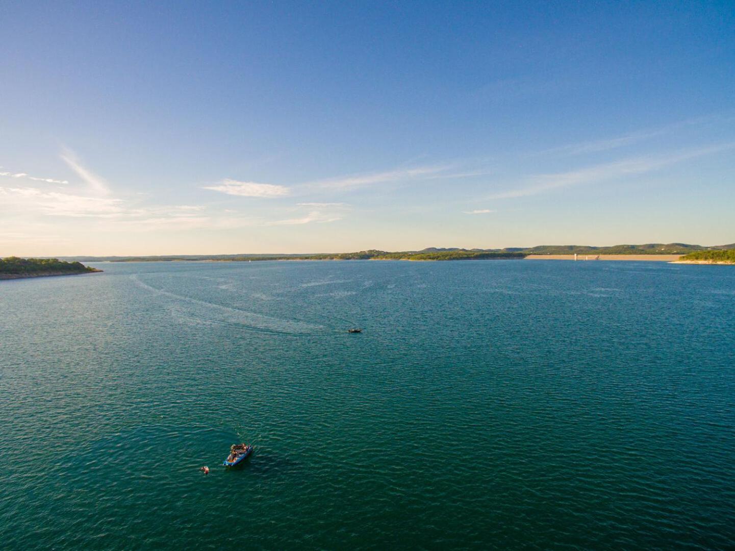 Casa del Lago - Lakefront Home! Direct Access to Canyon Lake