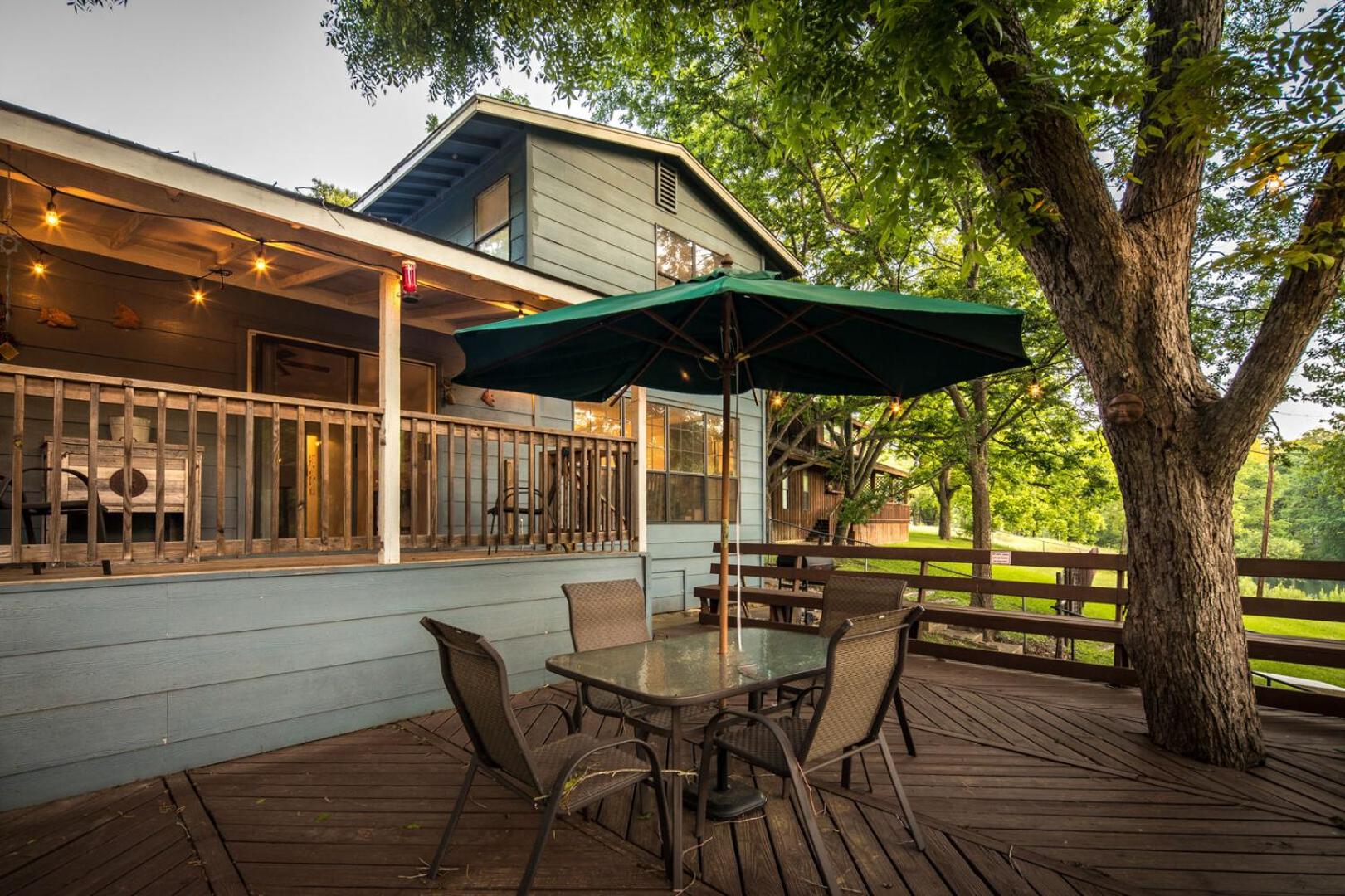 Guadalupe Daze - 4 Bedroom Riverfront, Come and Relax!