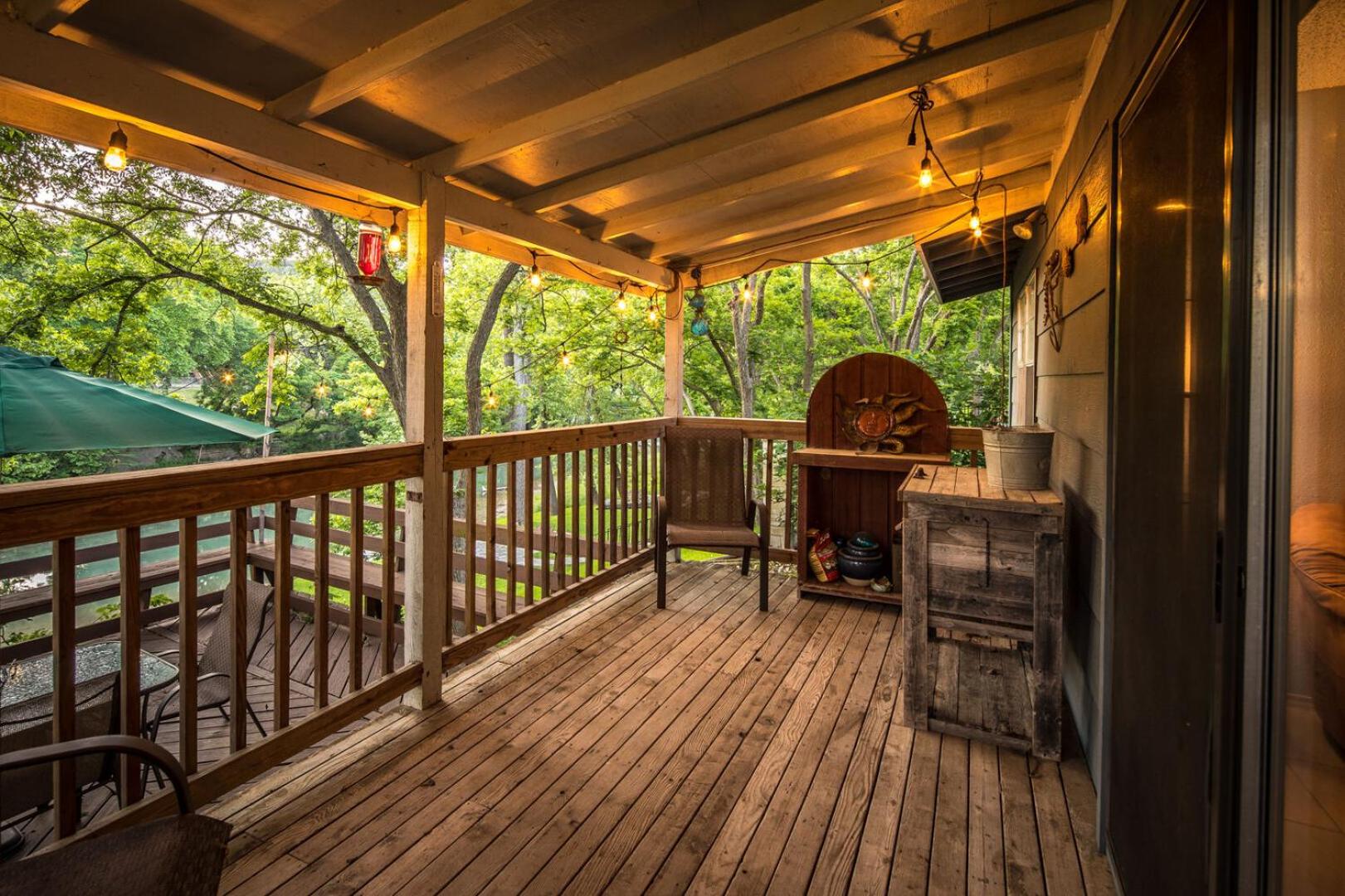 Guadalupe Daze - 4 Bedroom Riverfront, Come and Relax!