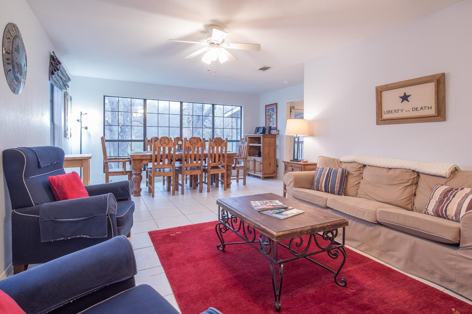 Guadalupe Daze - 4 Bedroom Riverfront, Come and Relax!