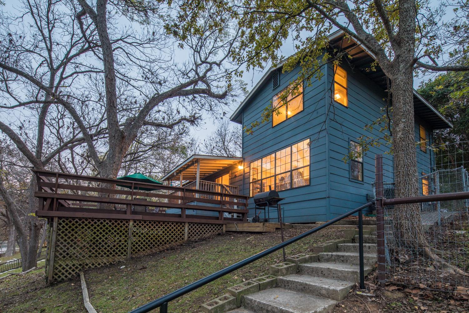 Guadalupe Daze - 4 Bedroom Riverfront, Come and Relax!