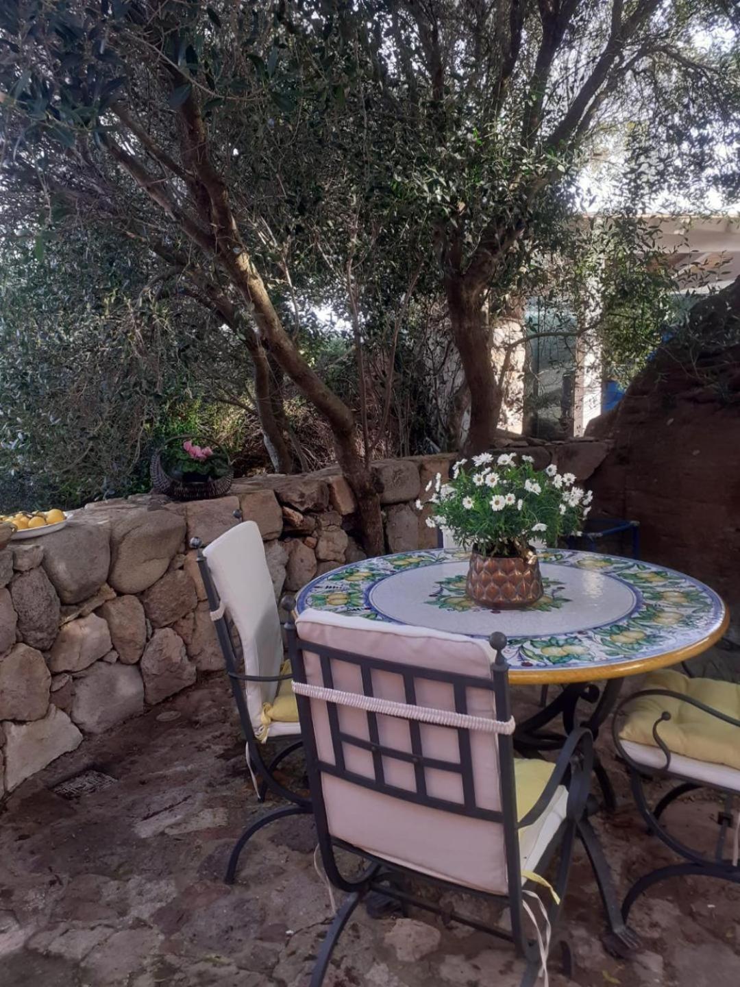 B&B Domus Oriens - monolocale indipendente in villa