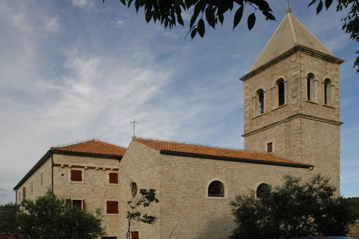 Photo 33