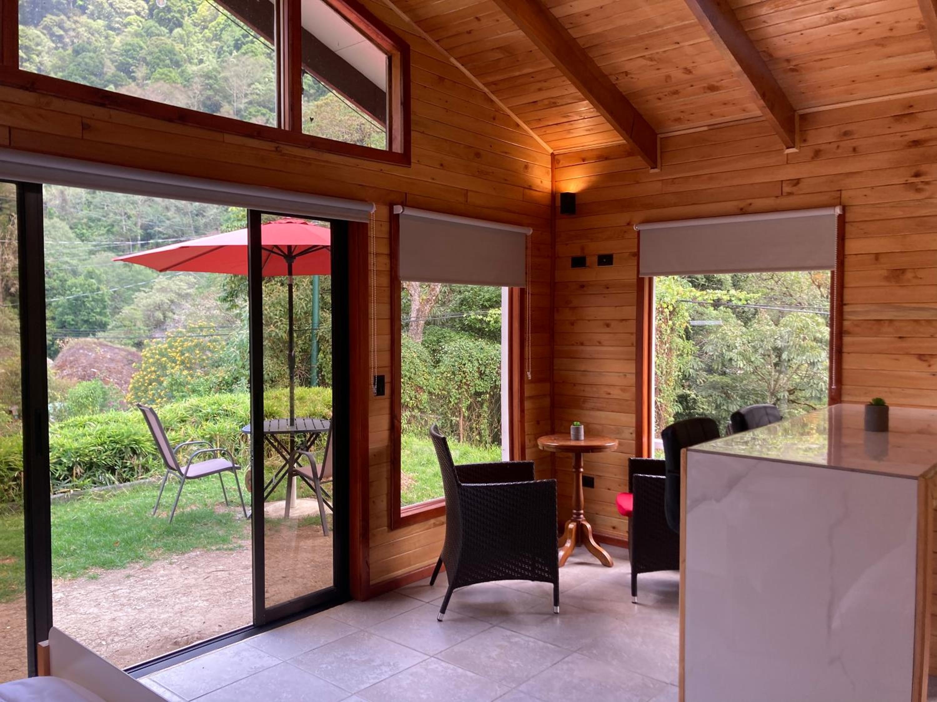 Los Lagos Lodge