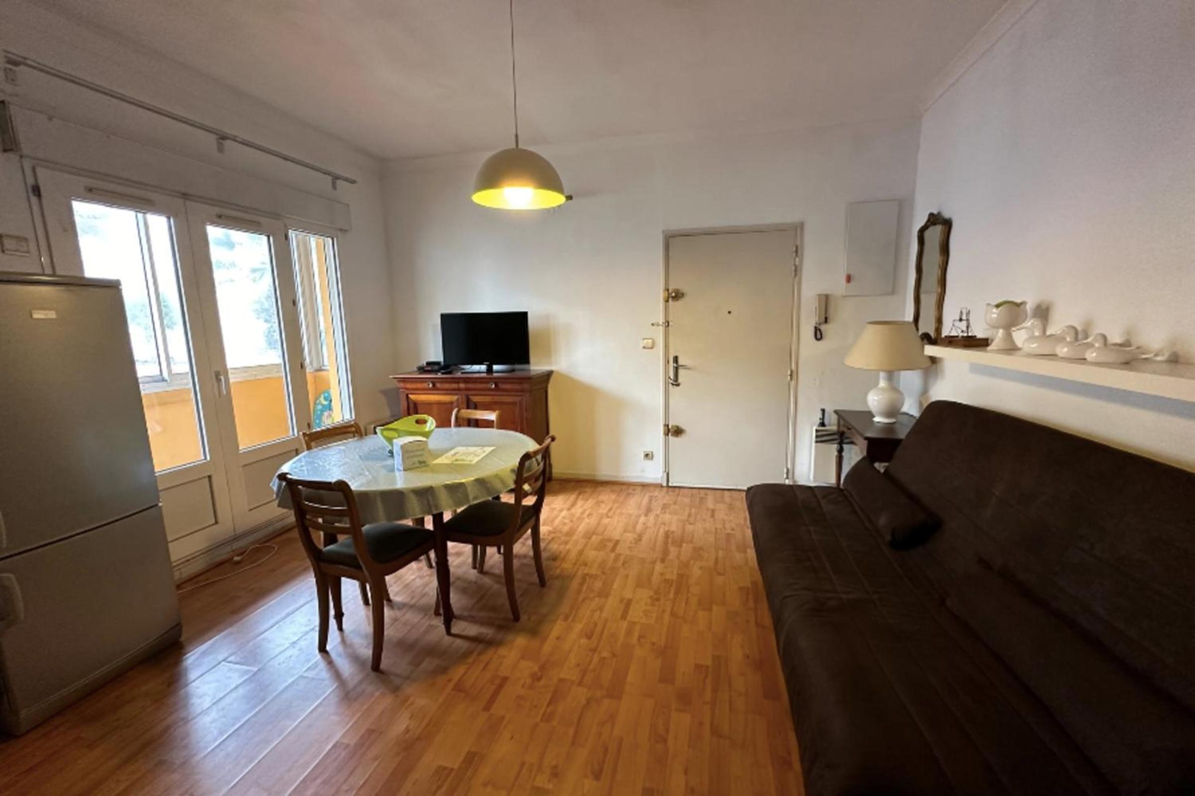 Nice Flat Near The Beach Palavas Les Flots view 3