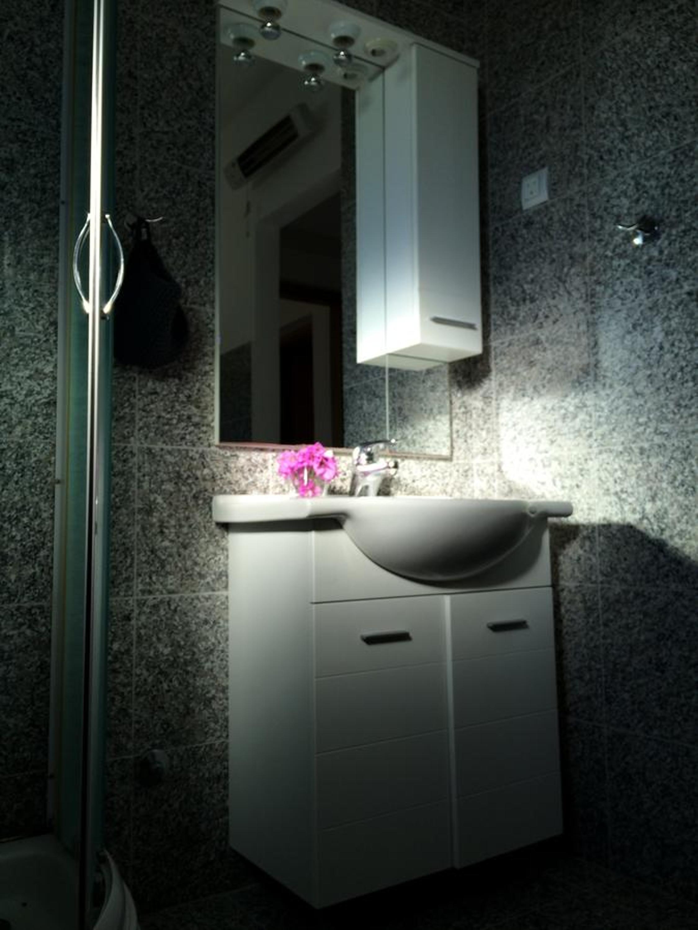 Photo 49