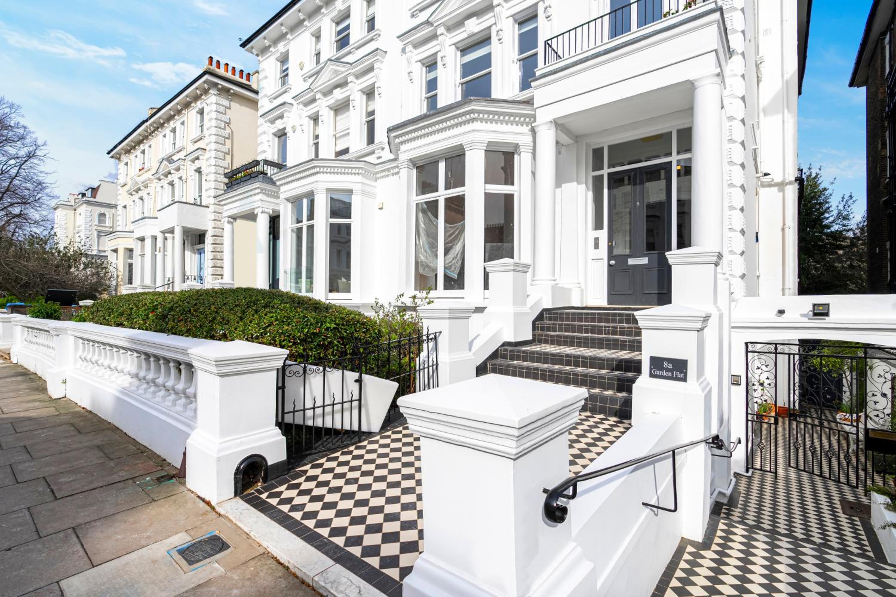JOIVY Elegant 2 bed near Hampstead and Camden, sleeps 4