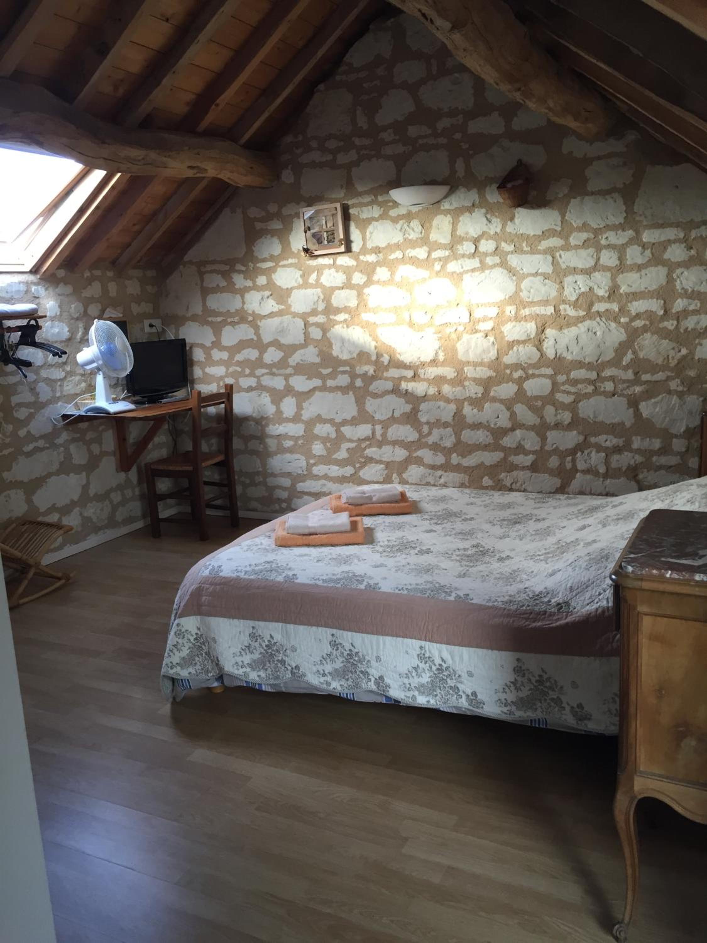 Photo 18