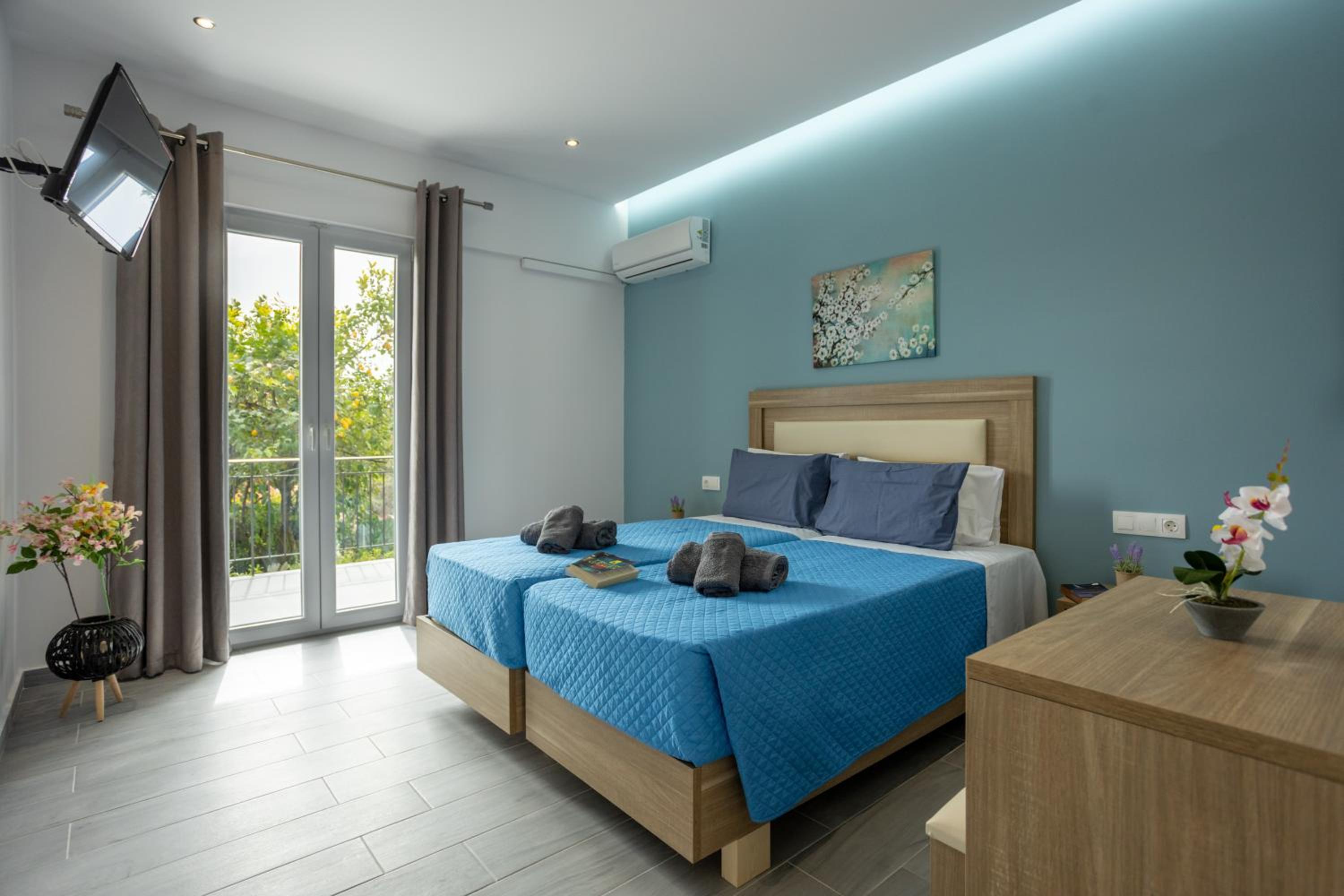 Paradiso Aparthotel