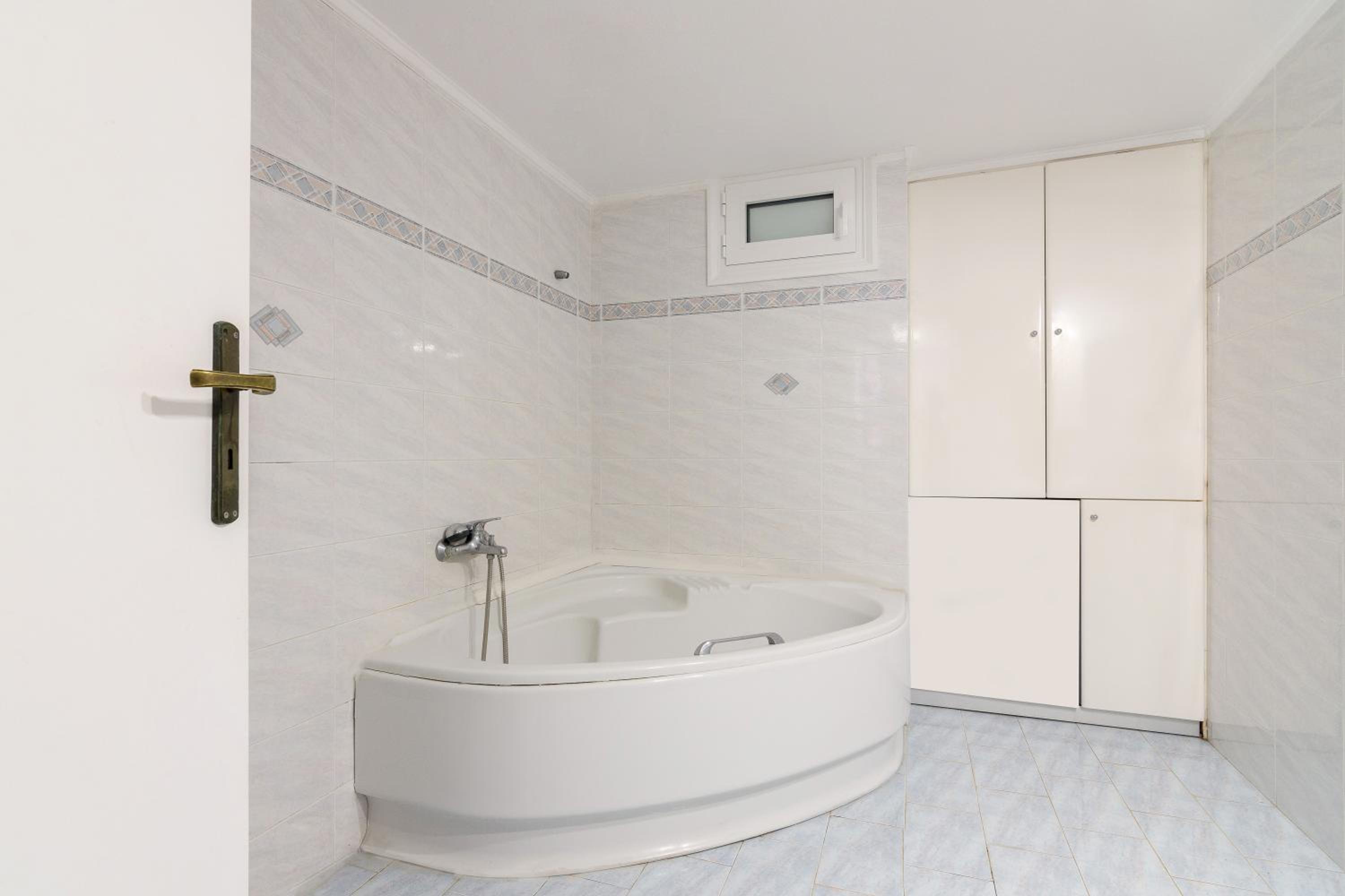 Comfy apartment for 6 people in Heraklion photo 3