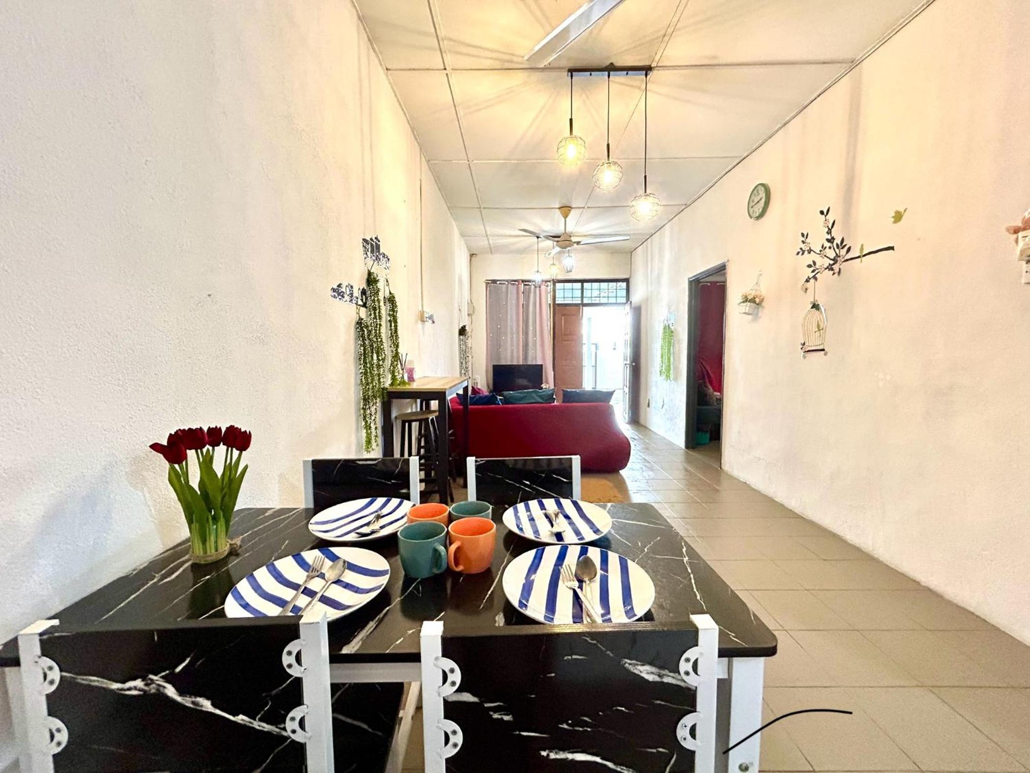 Entire 33 Cozy House • 3 Bedroom @ Alma Bukit Mertajam photo 3