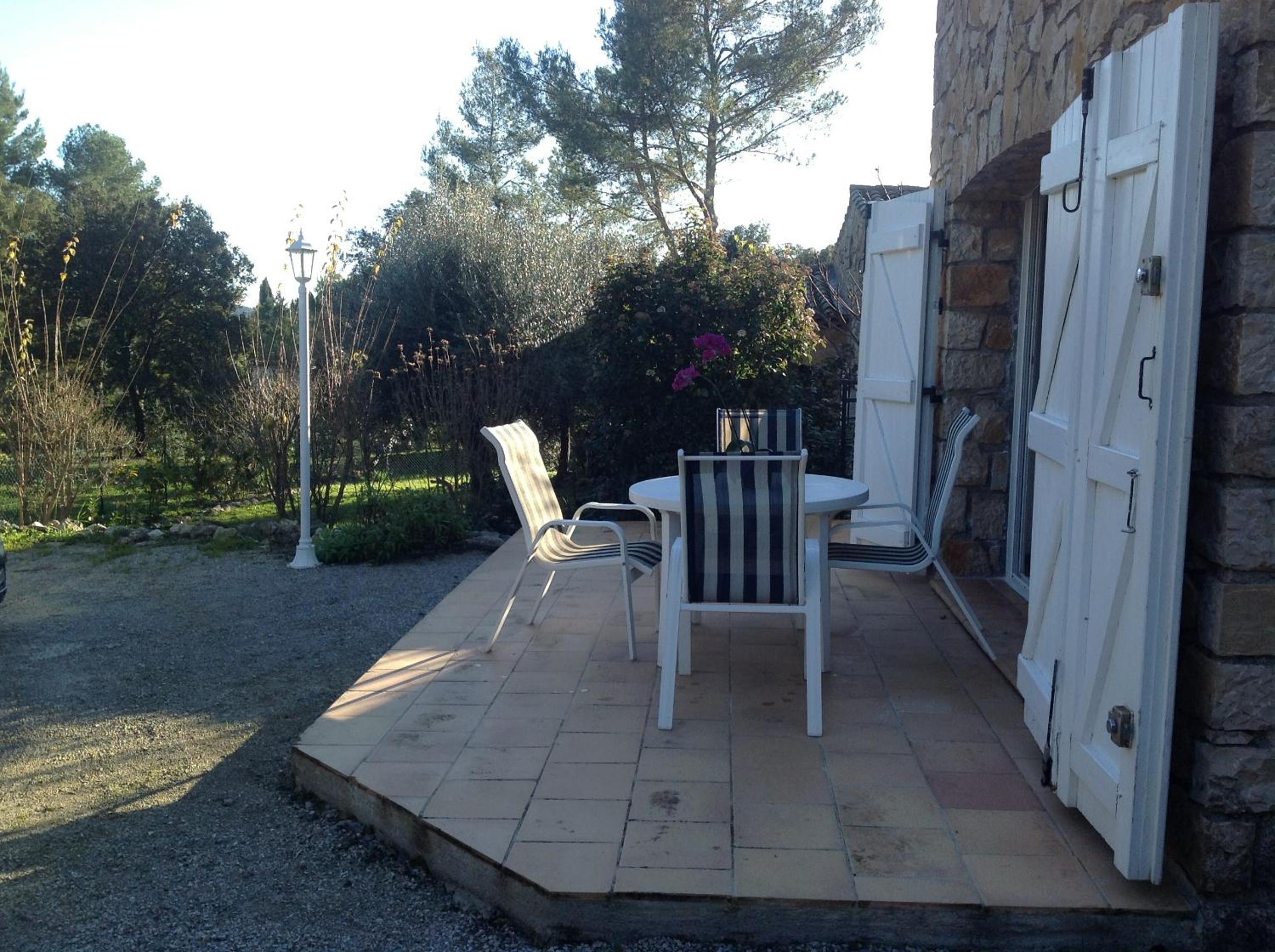 Photo 12