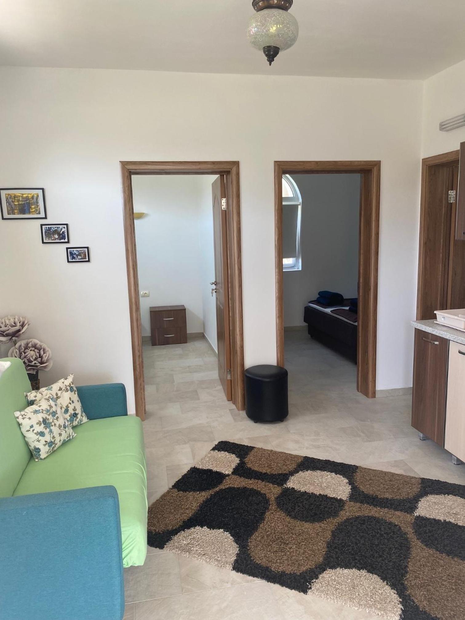 Jasmina Apartments photo 3
