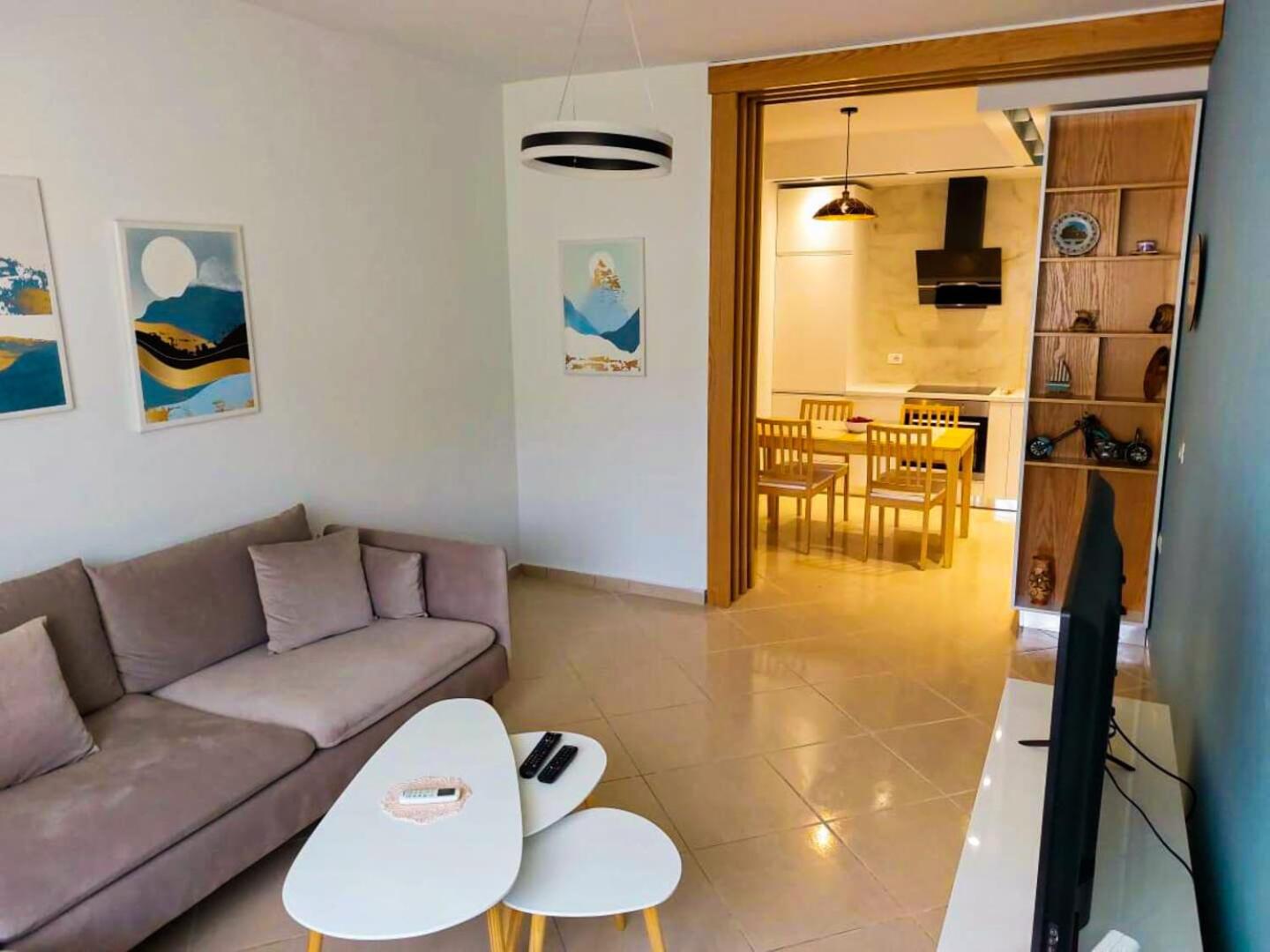 Beautiful Apartment - Lungomare -Vlore-Albania