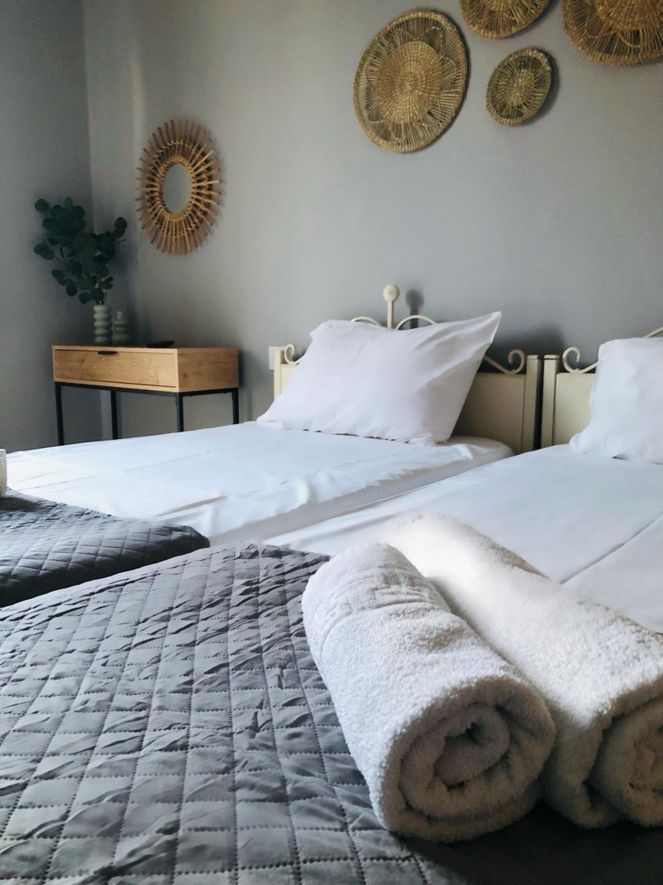 Marina rooms