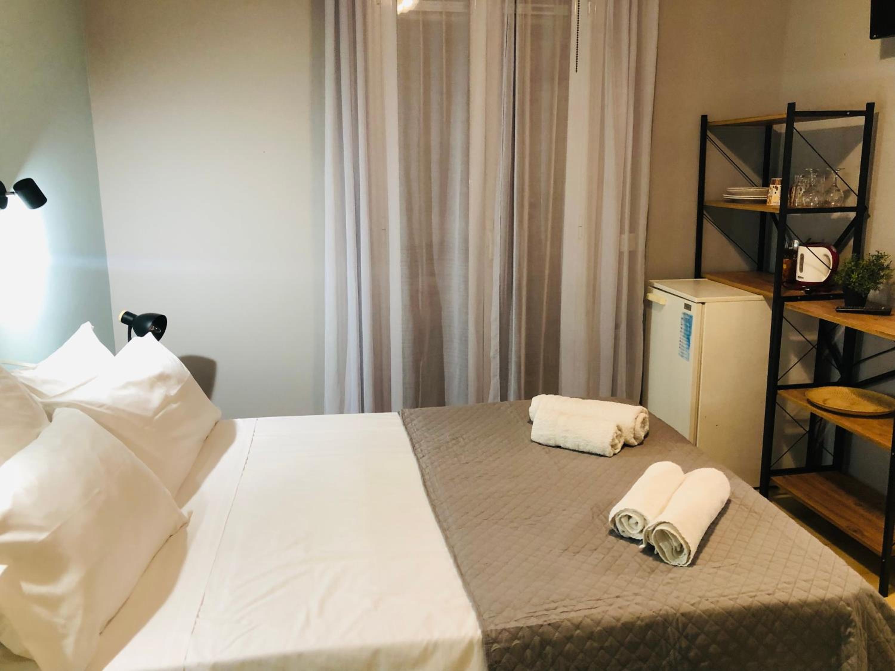 Marina rooms