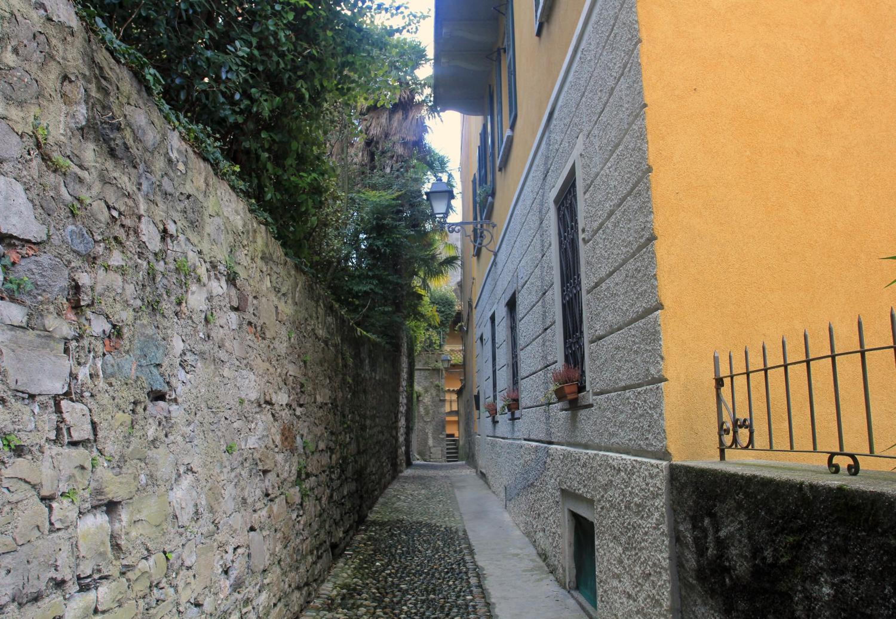 Photo 48
