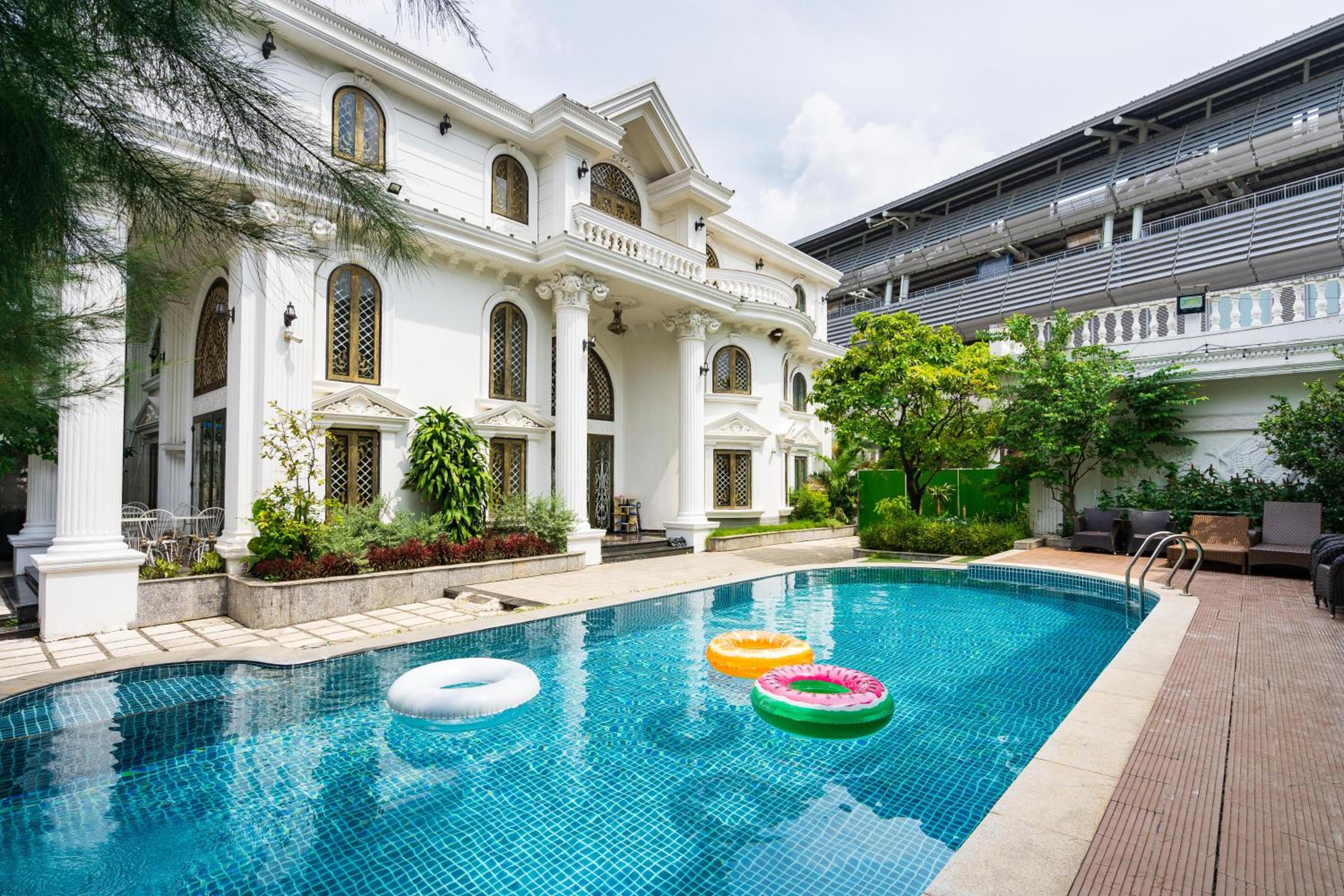 KN Holiday Villa