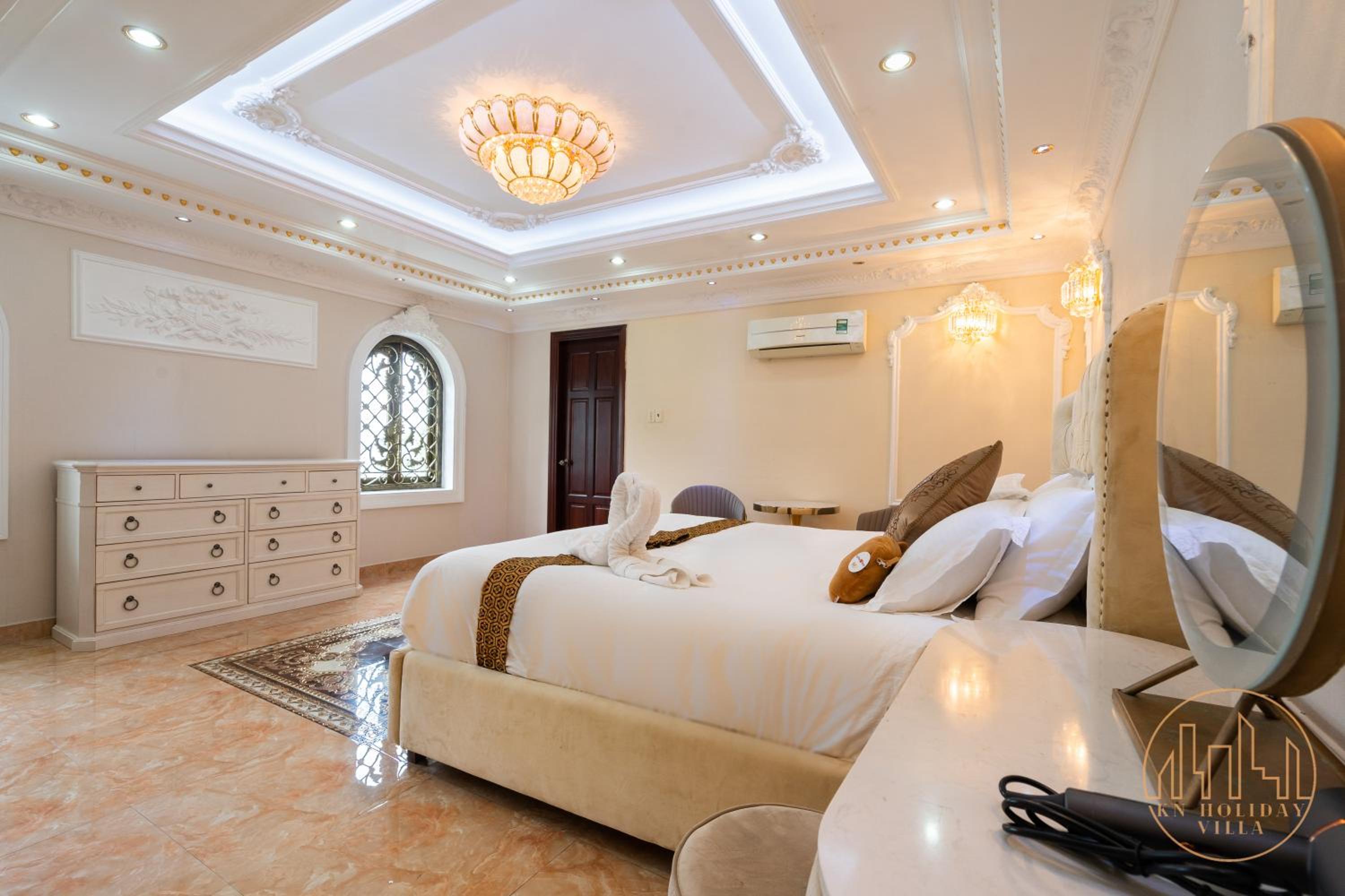 KN Holiday Villa