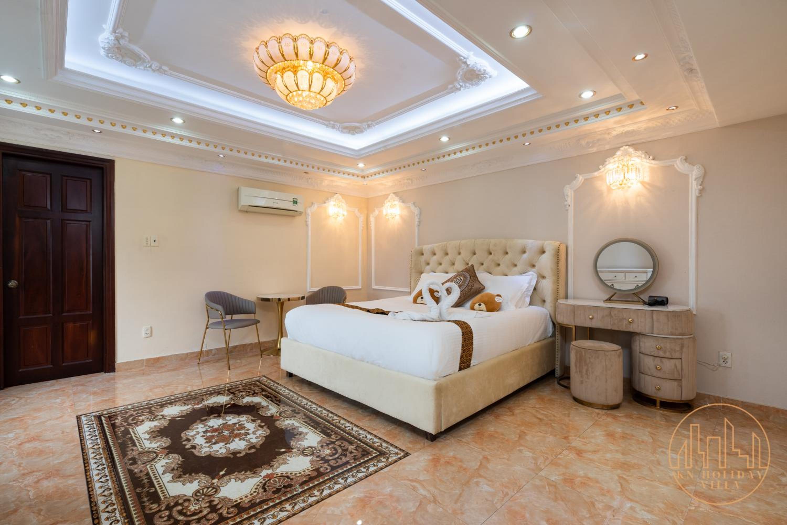 KN Holiday Villa
