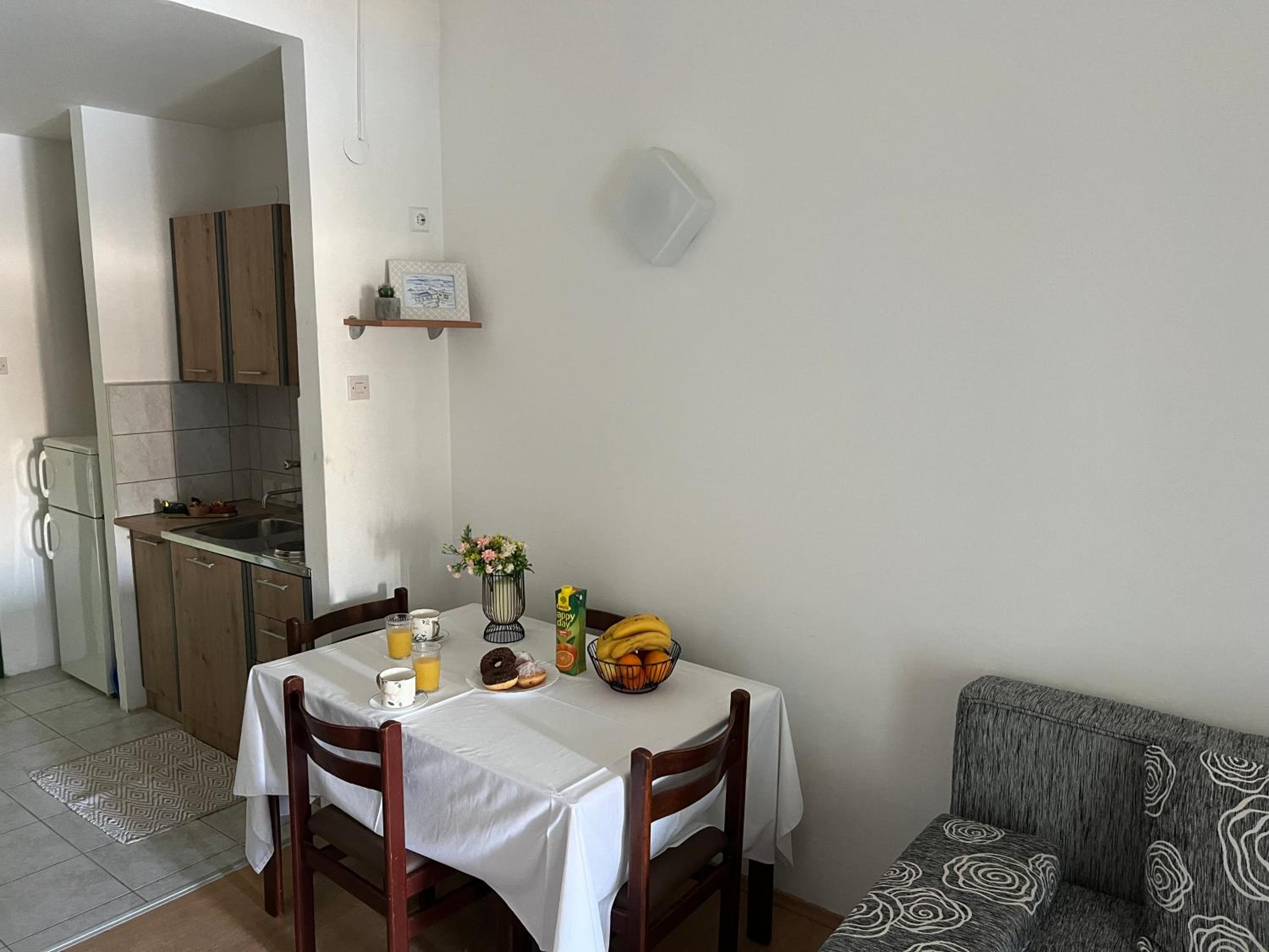 Apartments Mia Pag view 5