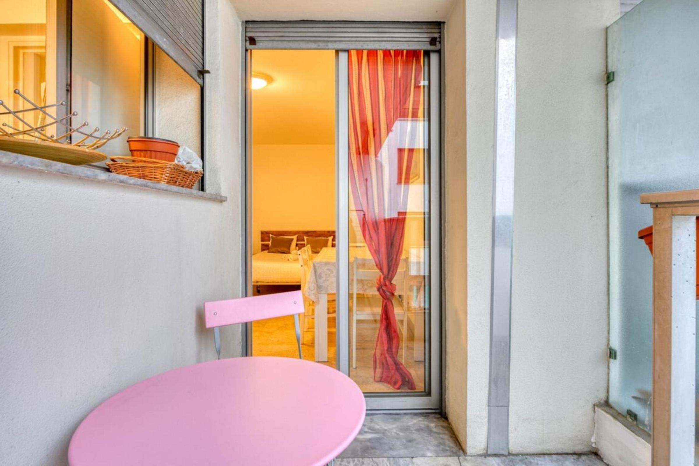 Studio Close to all Hyper Central amenities photo 4