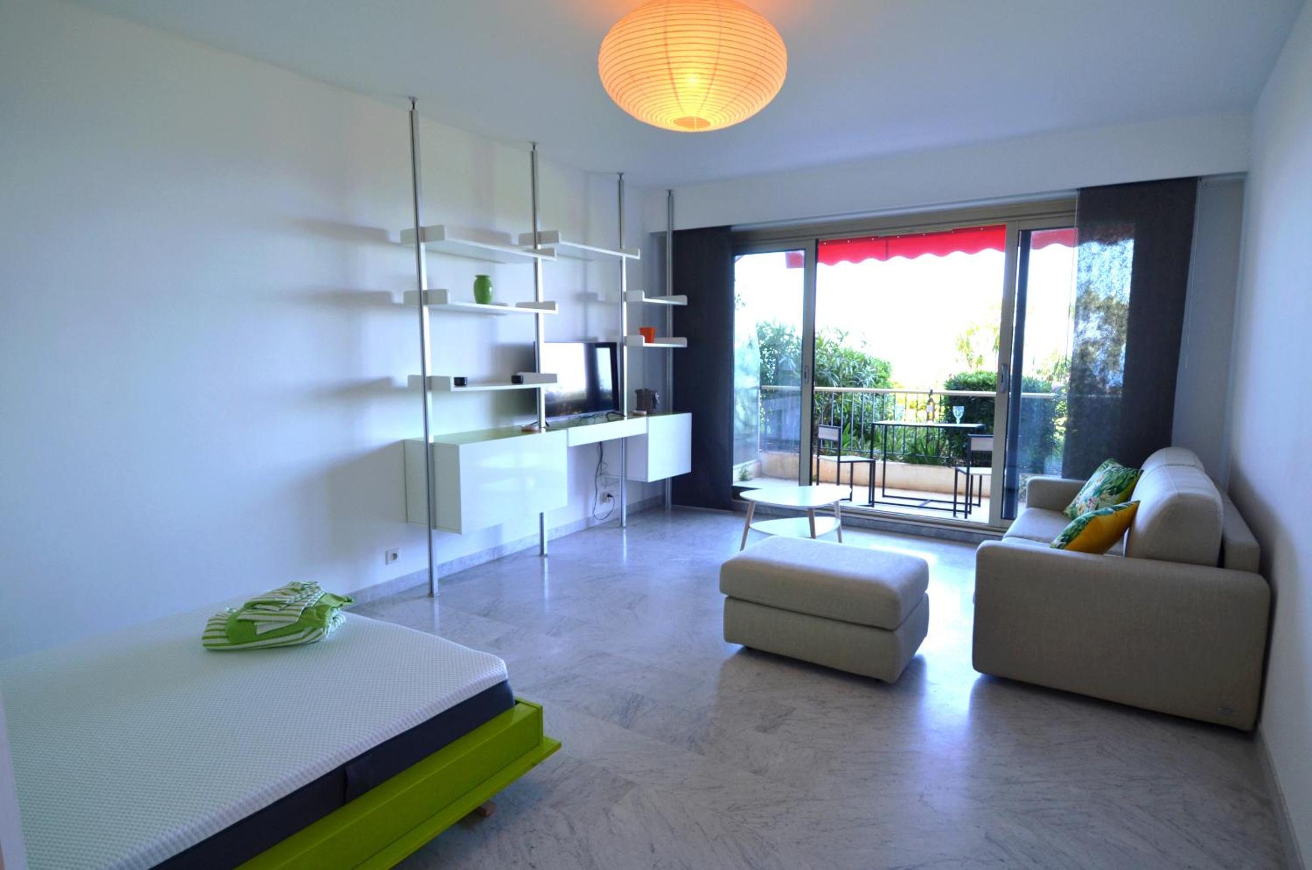 Exceptionnel studio vue Mer hauteurs de Nice view 2