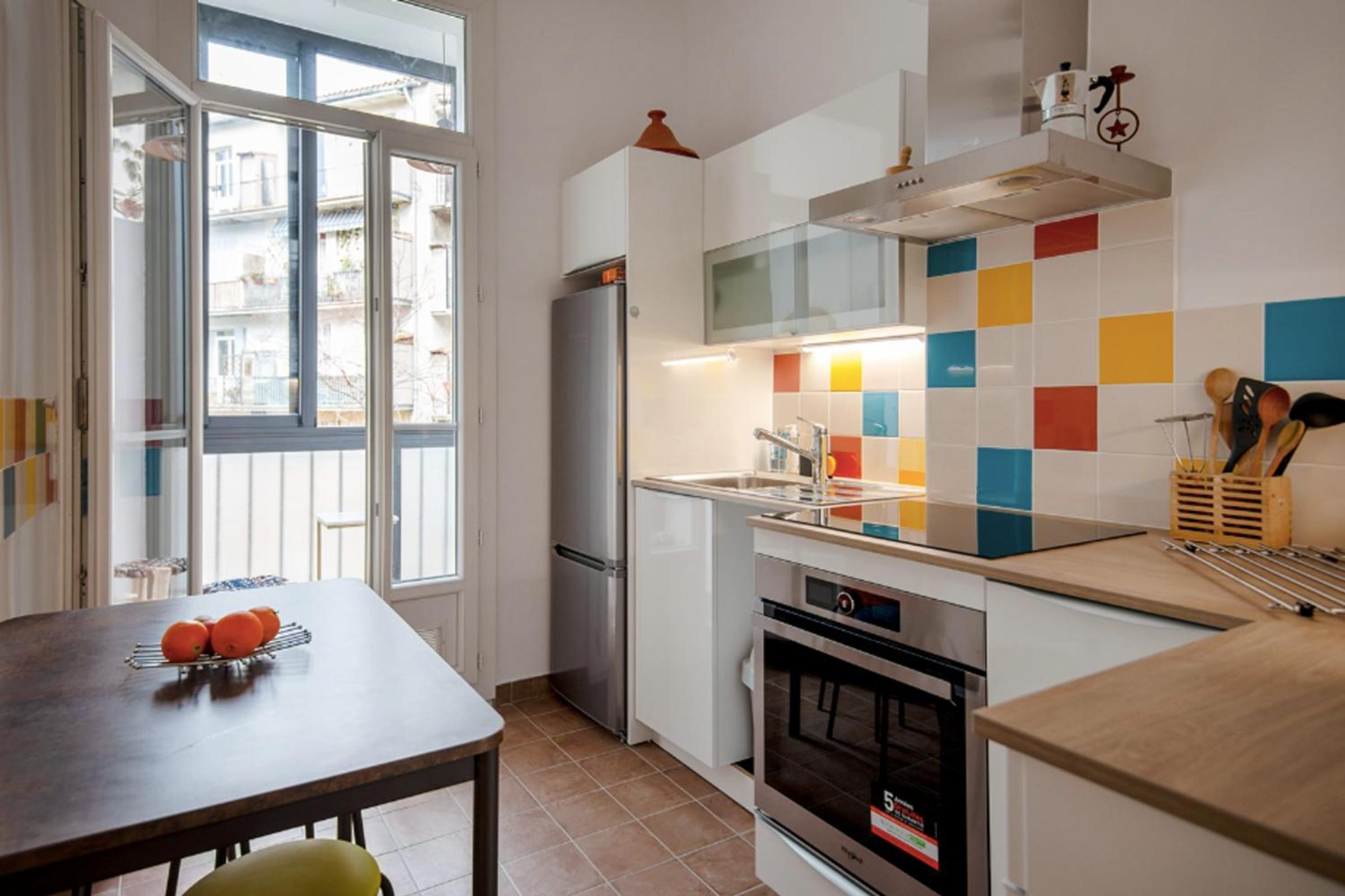 Bright Apartment in Marseille view 4