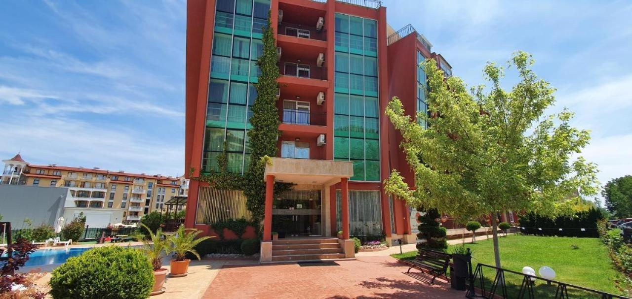 PSB Apartment in Afrodita 1 view 5