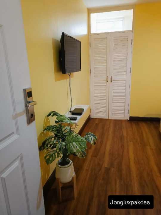 Jongluxpakdee Hotel