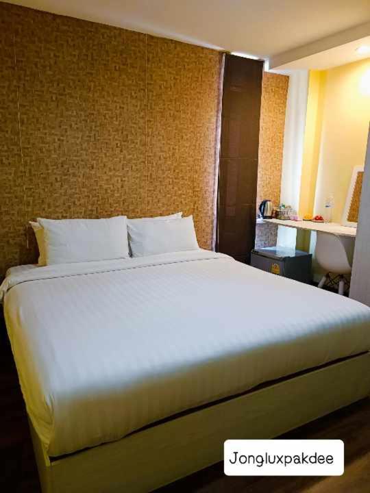 Jongluxpakdee Hotel