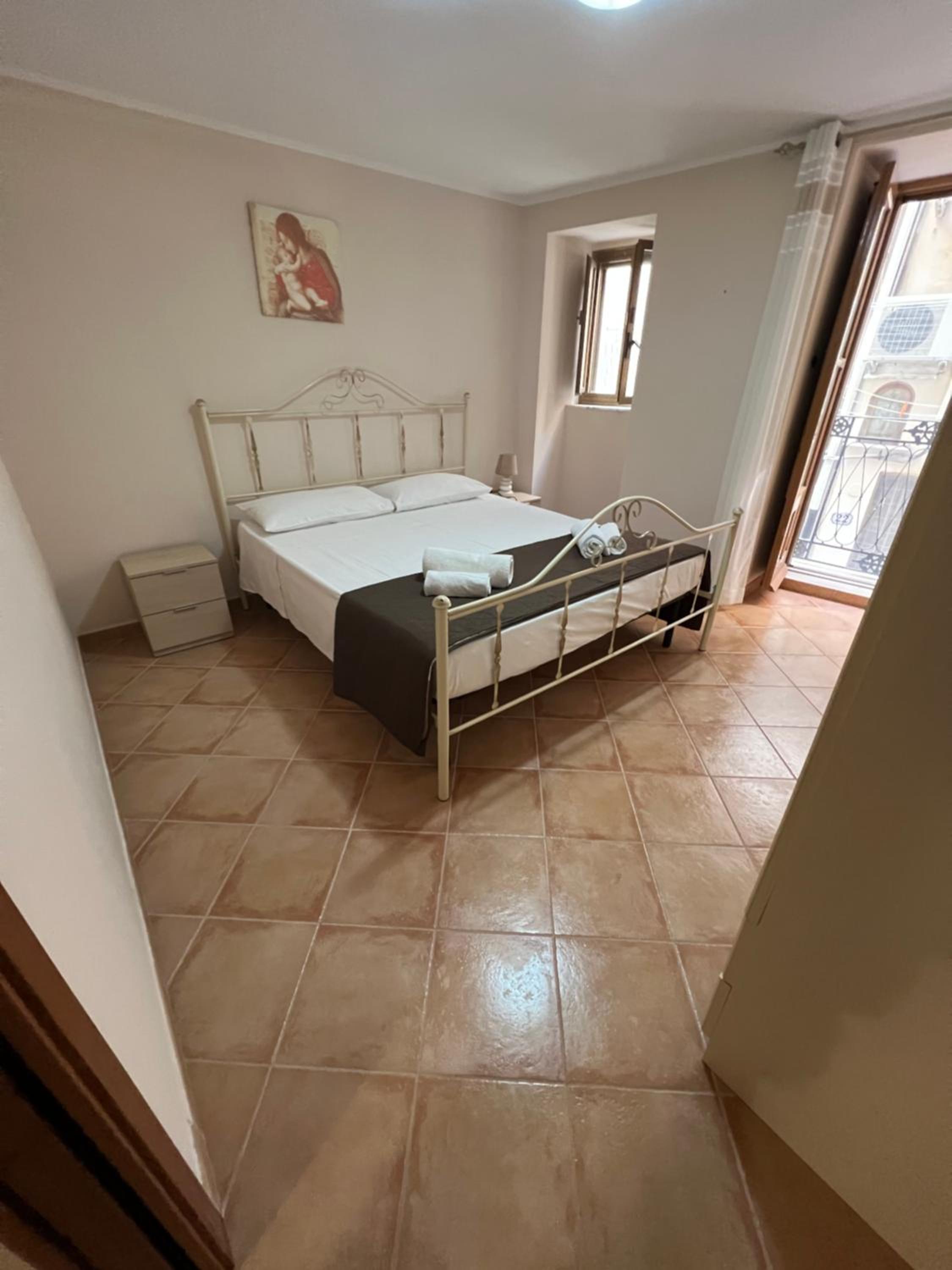 Casa Gioeni view 3