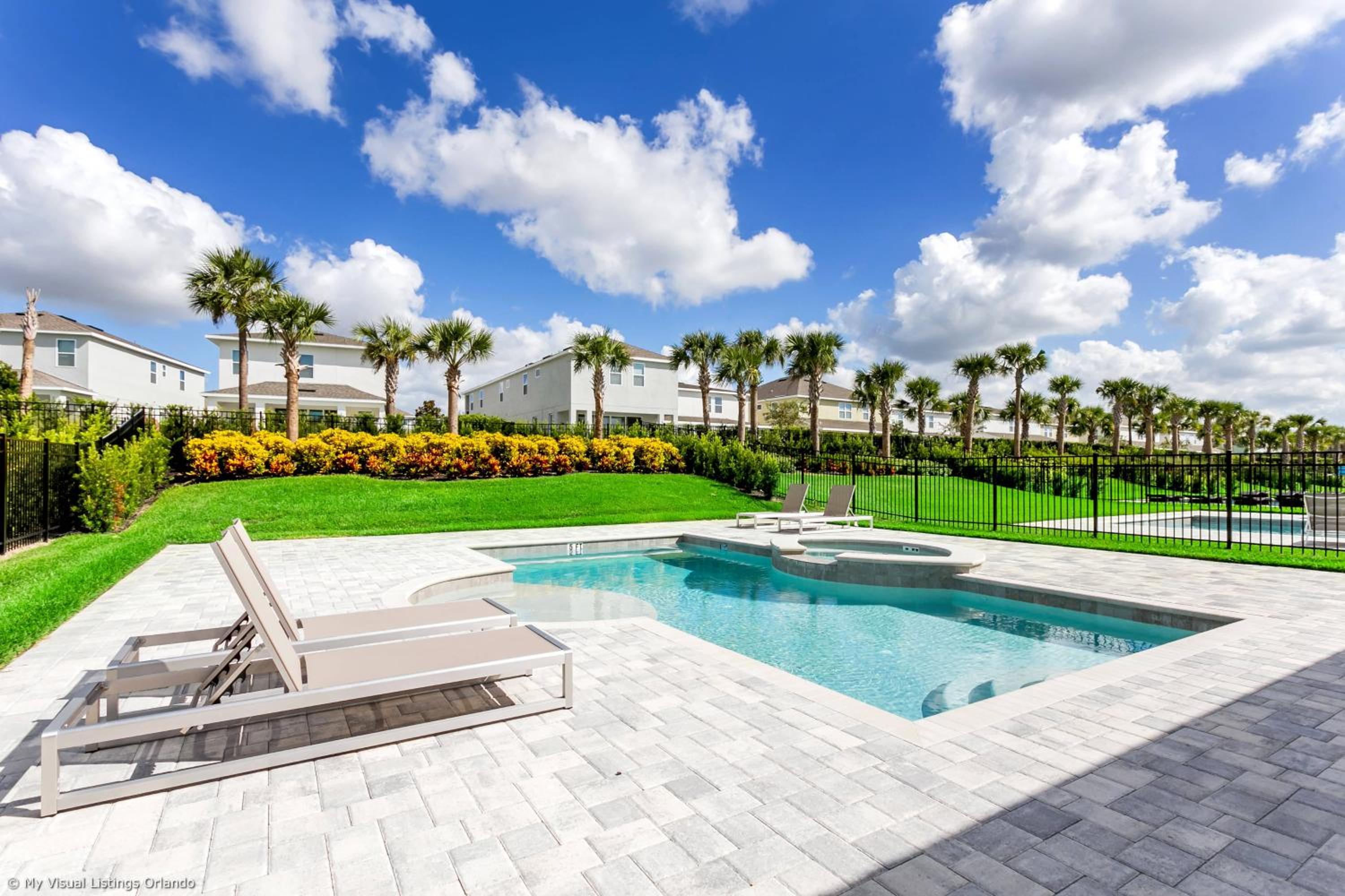 Encore Resort 6 Bedroom Vacation Home with Pool 1913