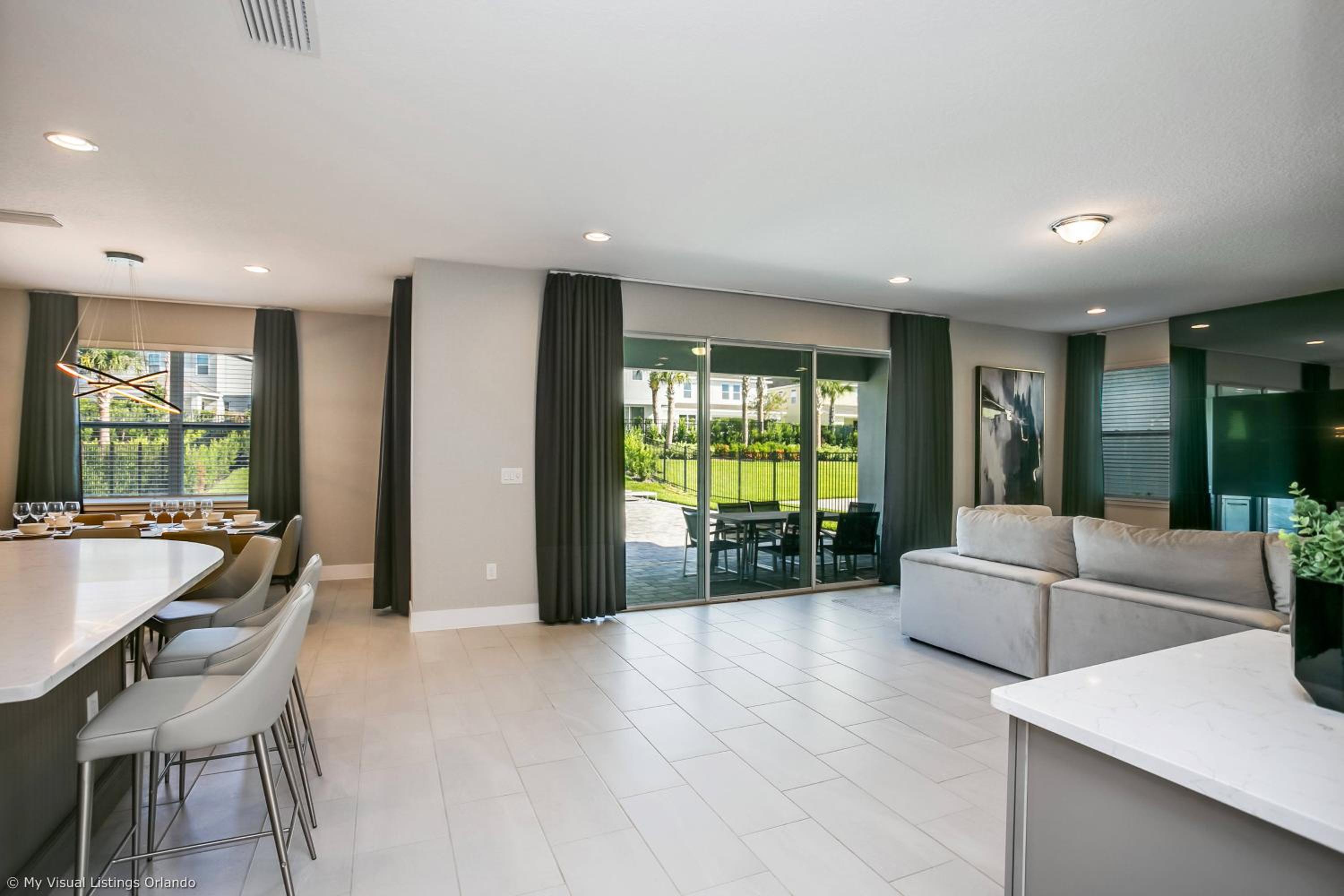 Encore Resort 6 Bedroom Vacation Home with Pool 1913