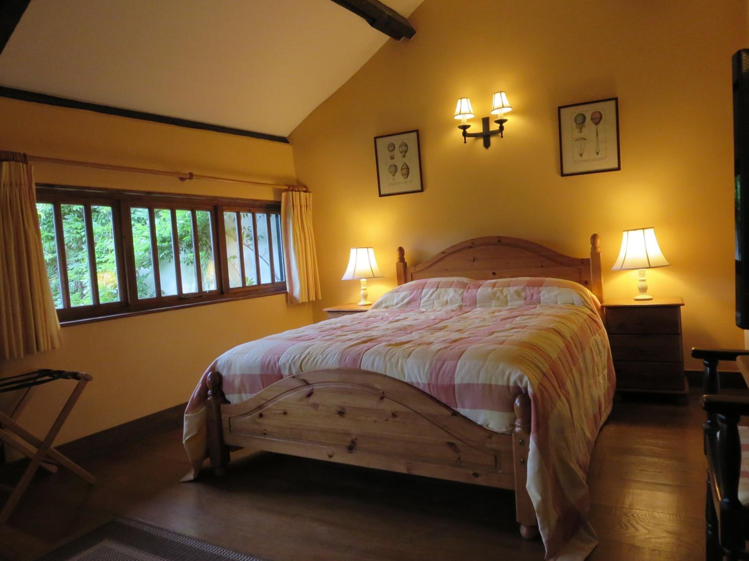 Combe Lancey Farmhouse B&B