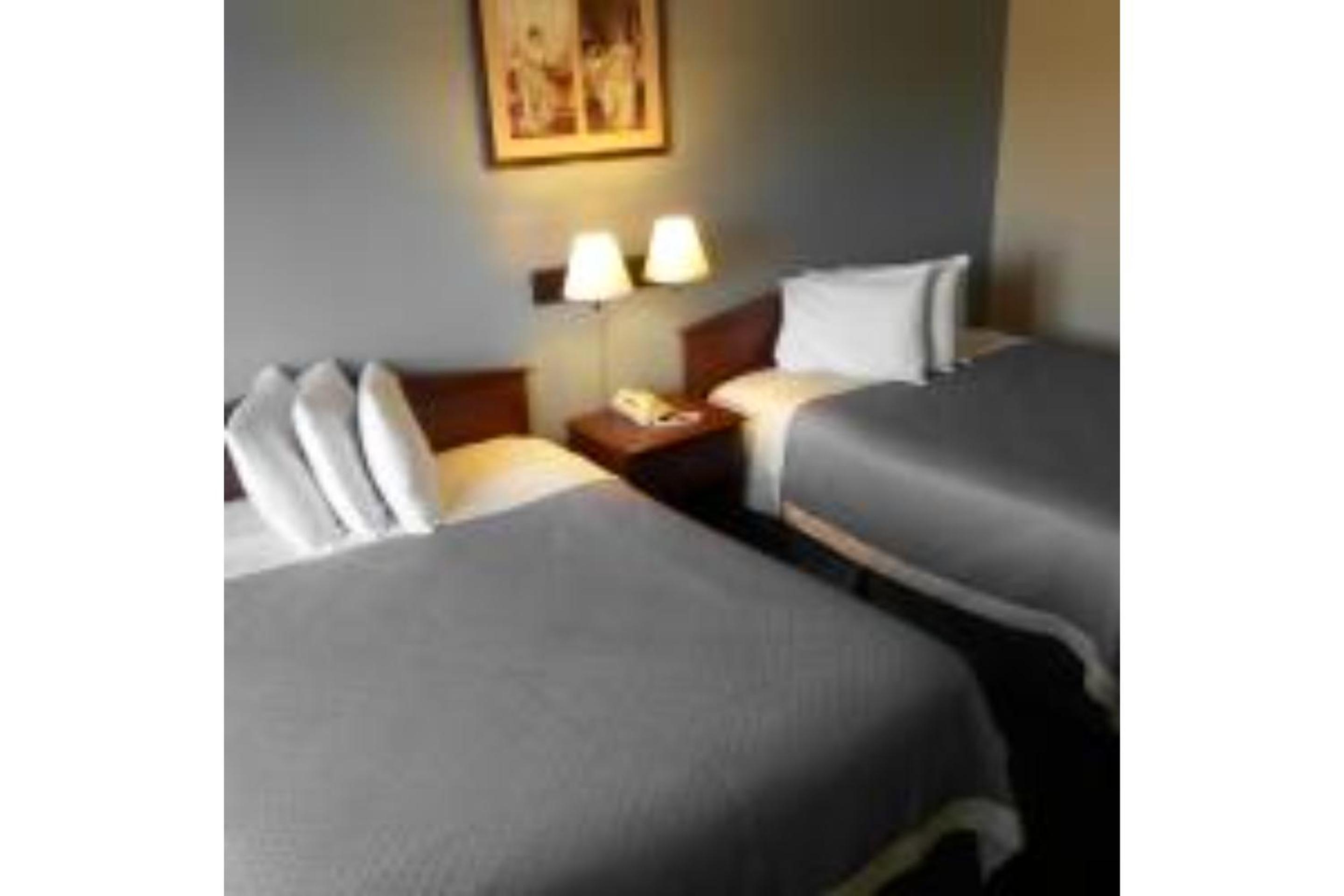 Columbus Motel - Property Image 1